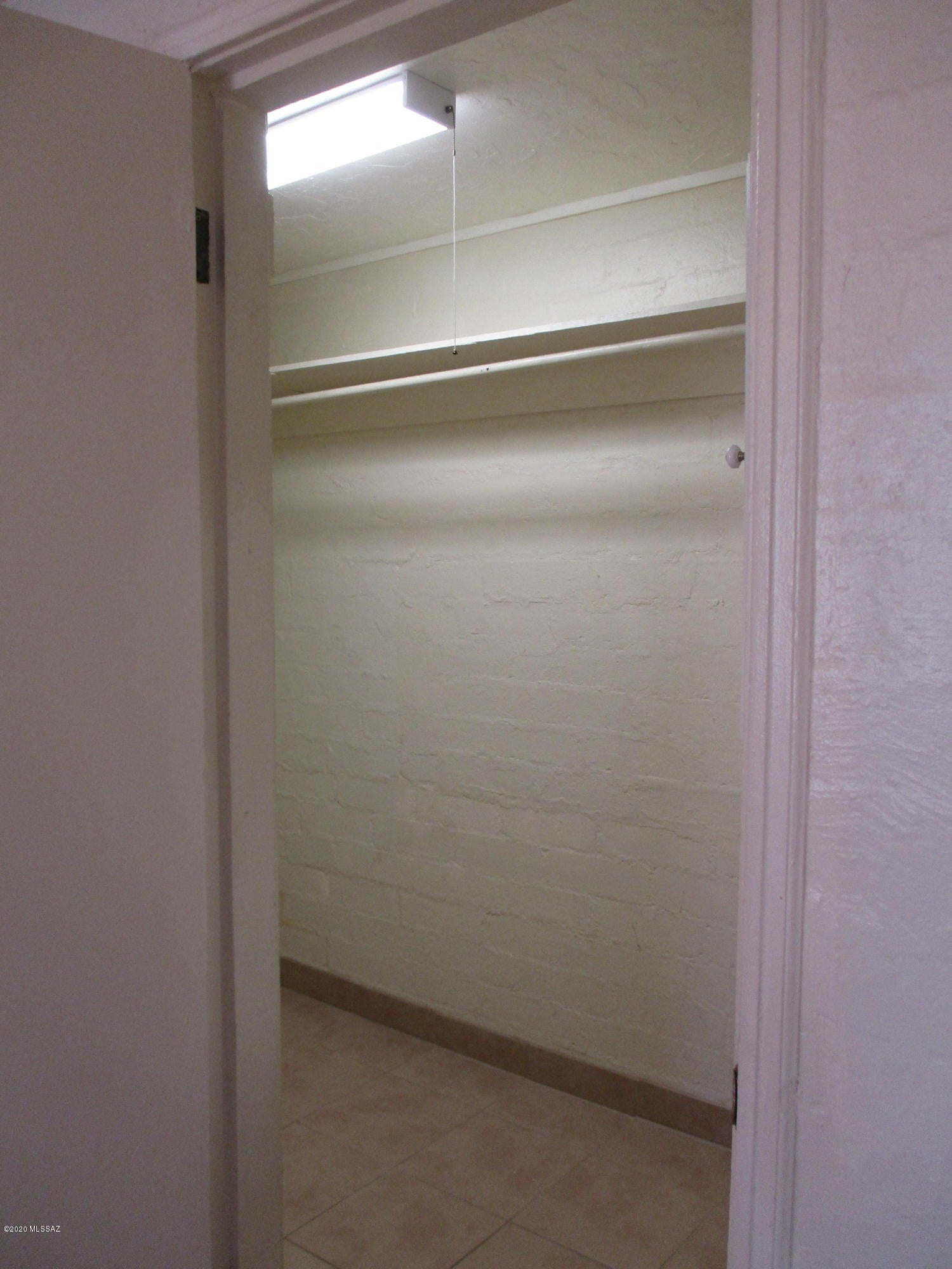 Unsubdivided - Residential Lease