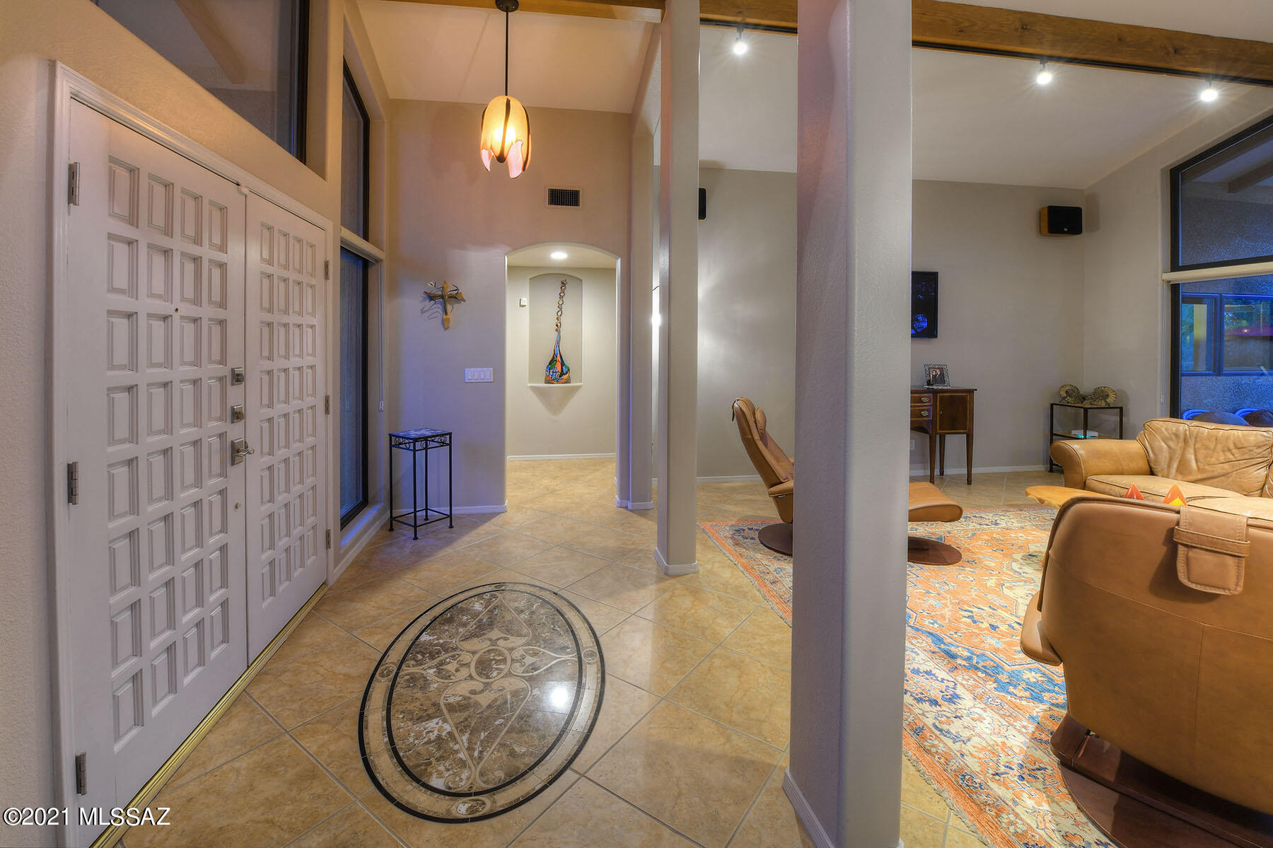 Las Alturas (1-167) - Residential