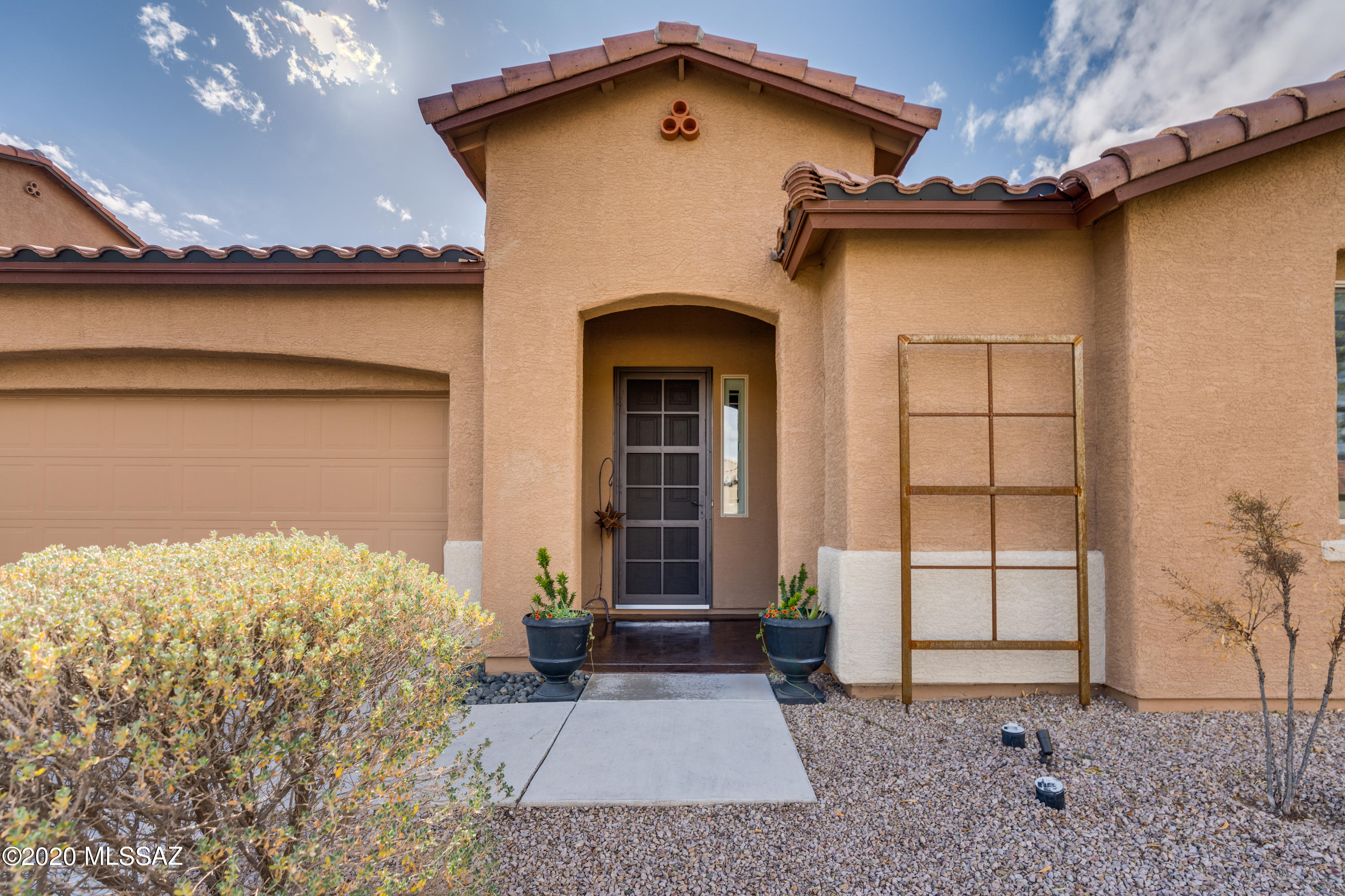 Tangerine Crossing (348-352) - Residential