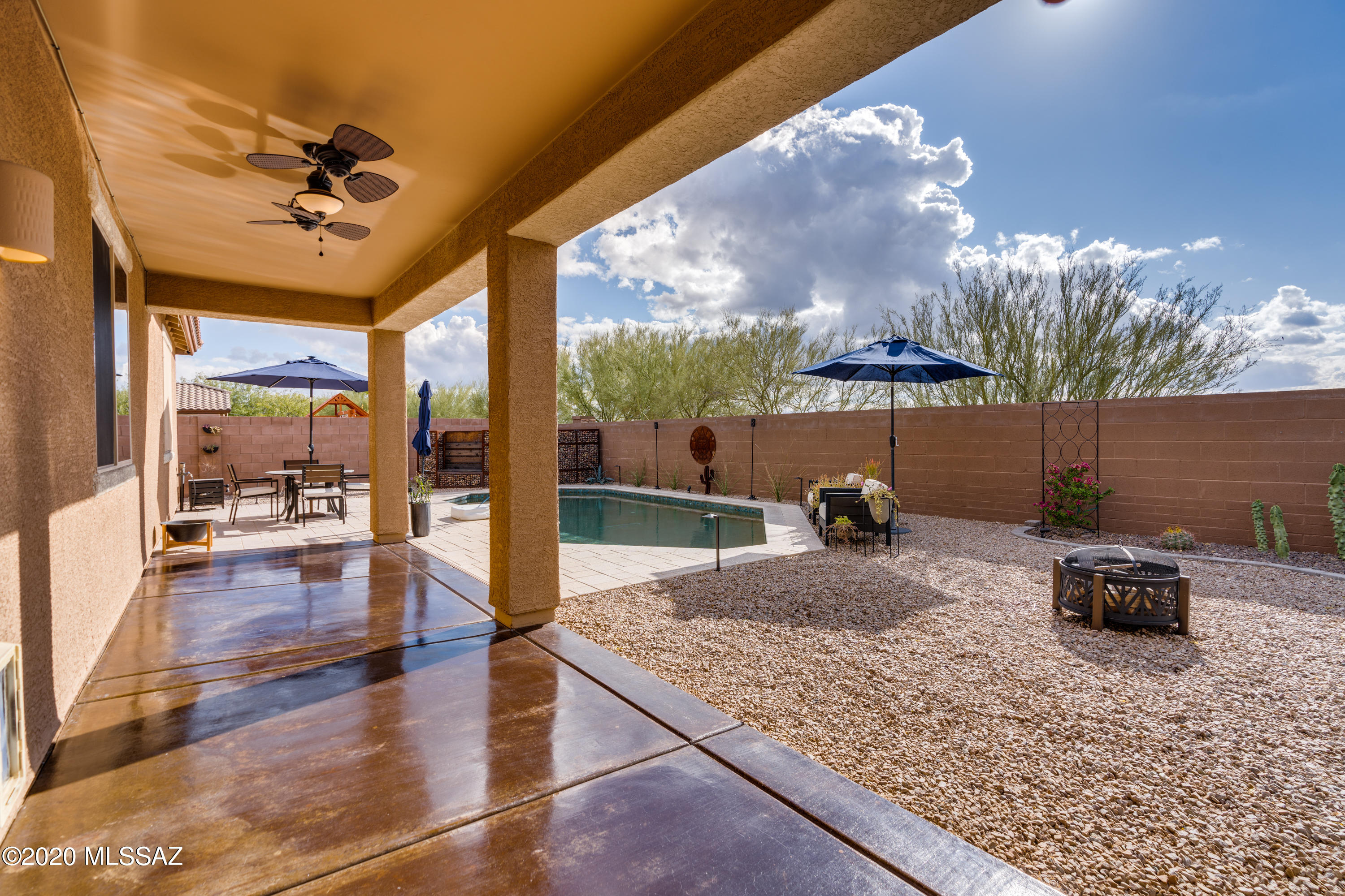 Tangerine Crossing (348-352) - Residential