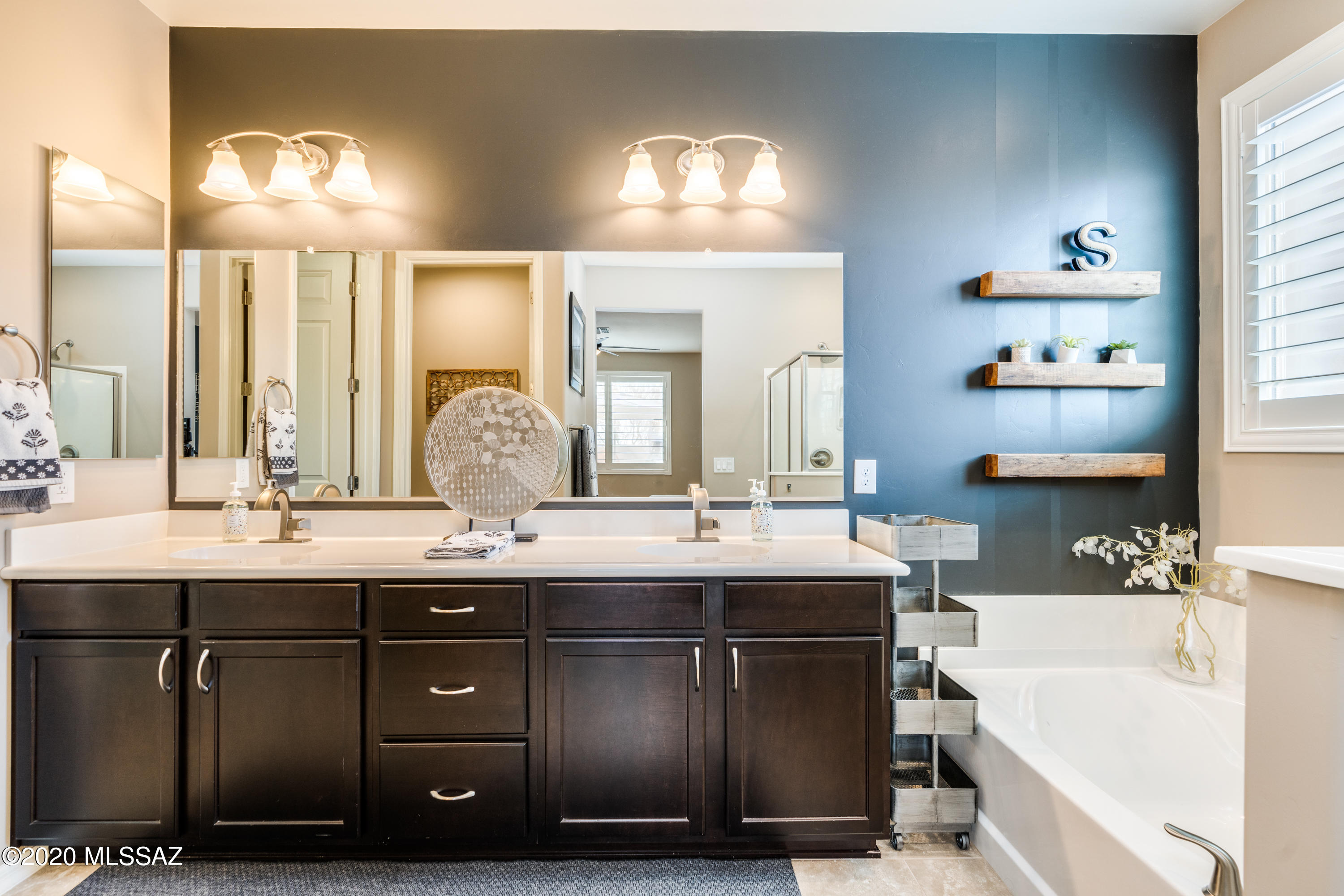 Tangerine Crossing (348-352) - Residential