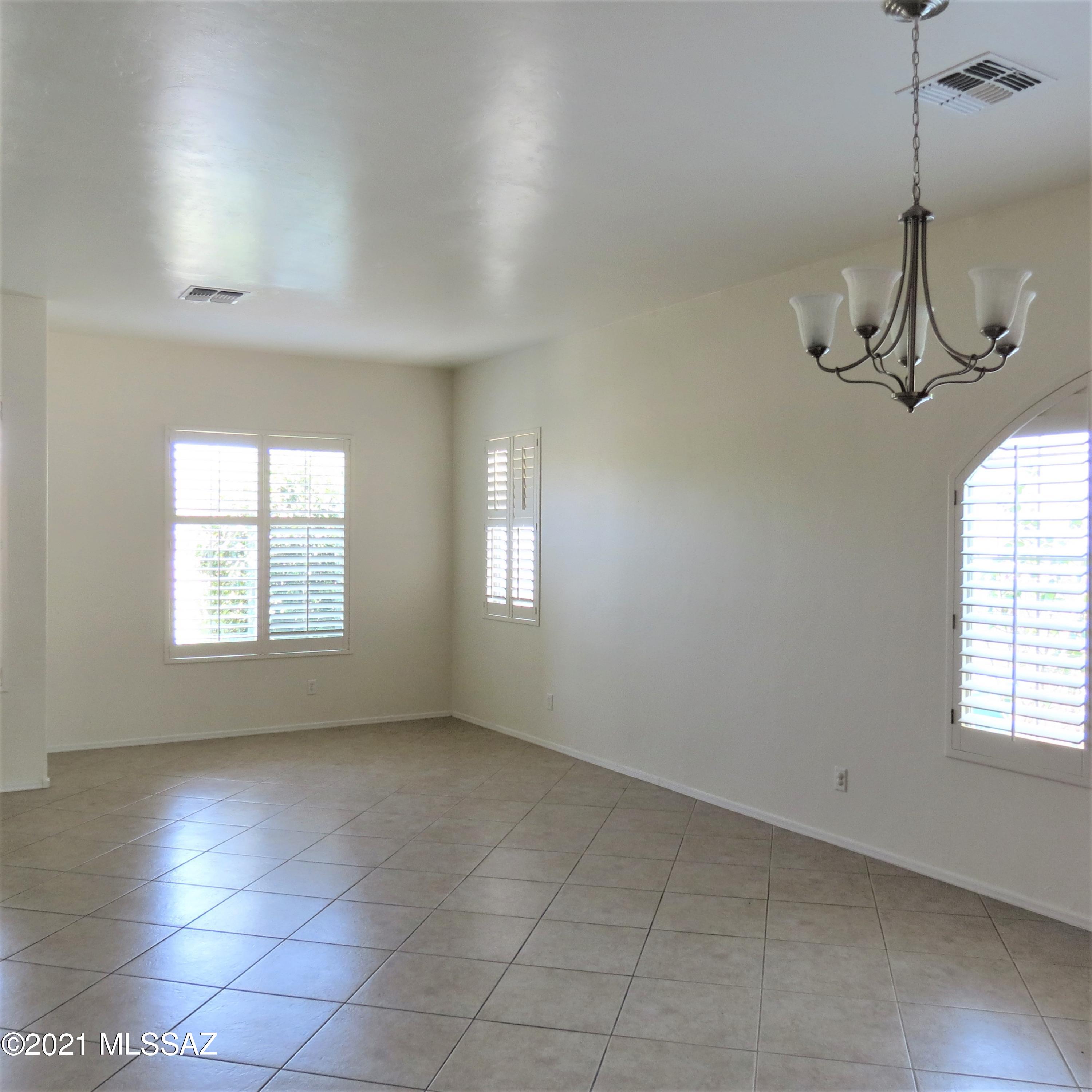 Somerset Canyon Neighborhood 10, Par. X,Y - Residential Lease