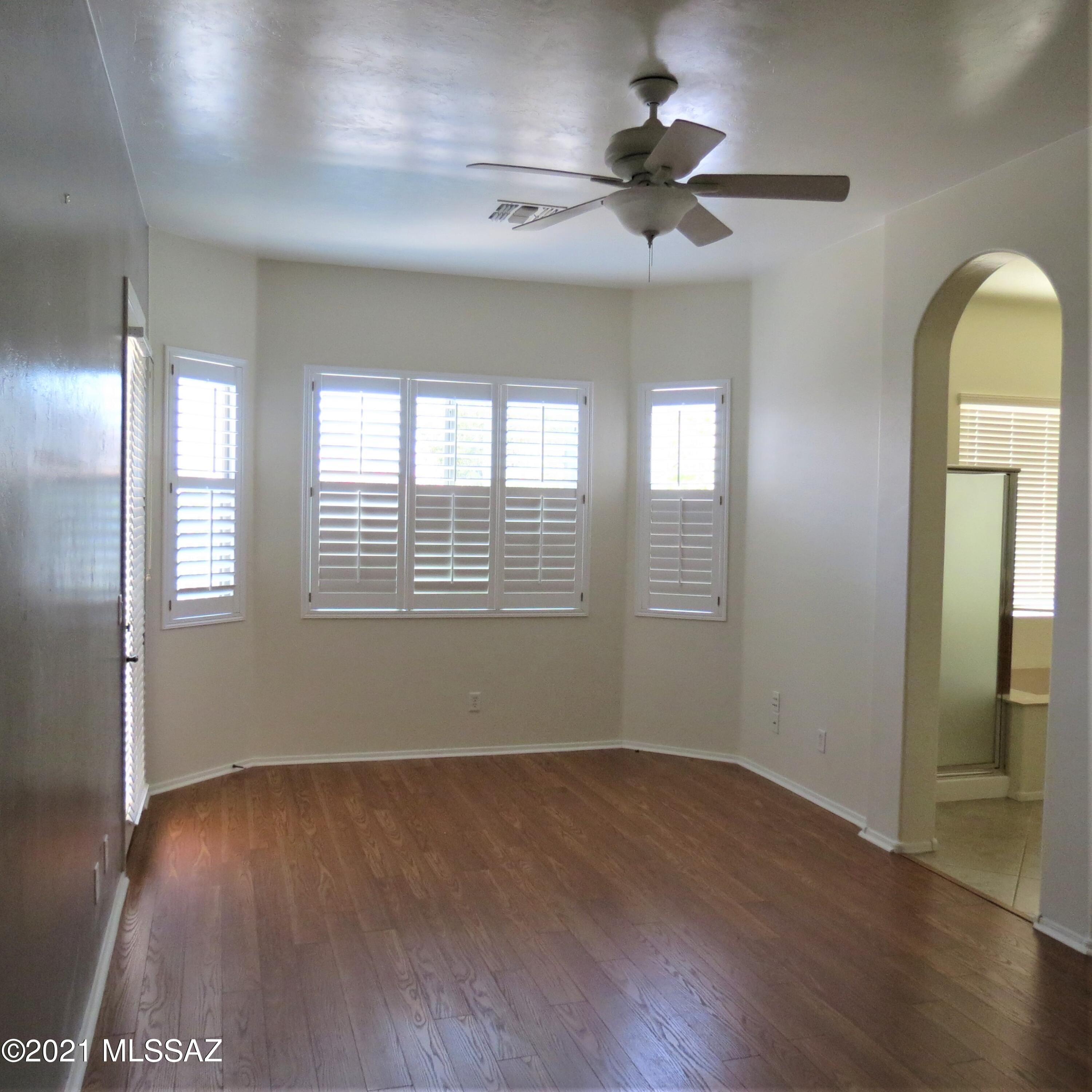 Somerset Canyon Neighborhood 10, Par. X,Y - Residential Lease