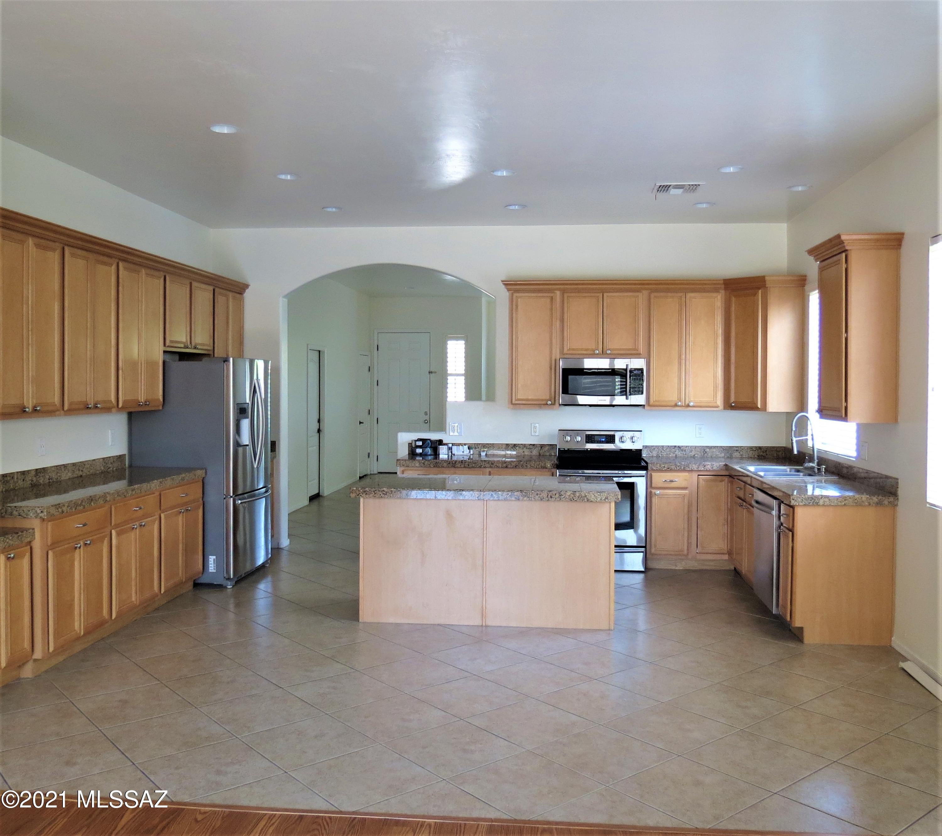 Somerset Canyon Neighborhood 10, Par. X,Y - Residential Lease
