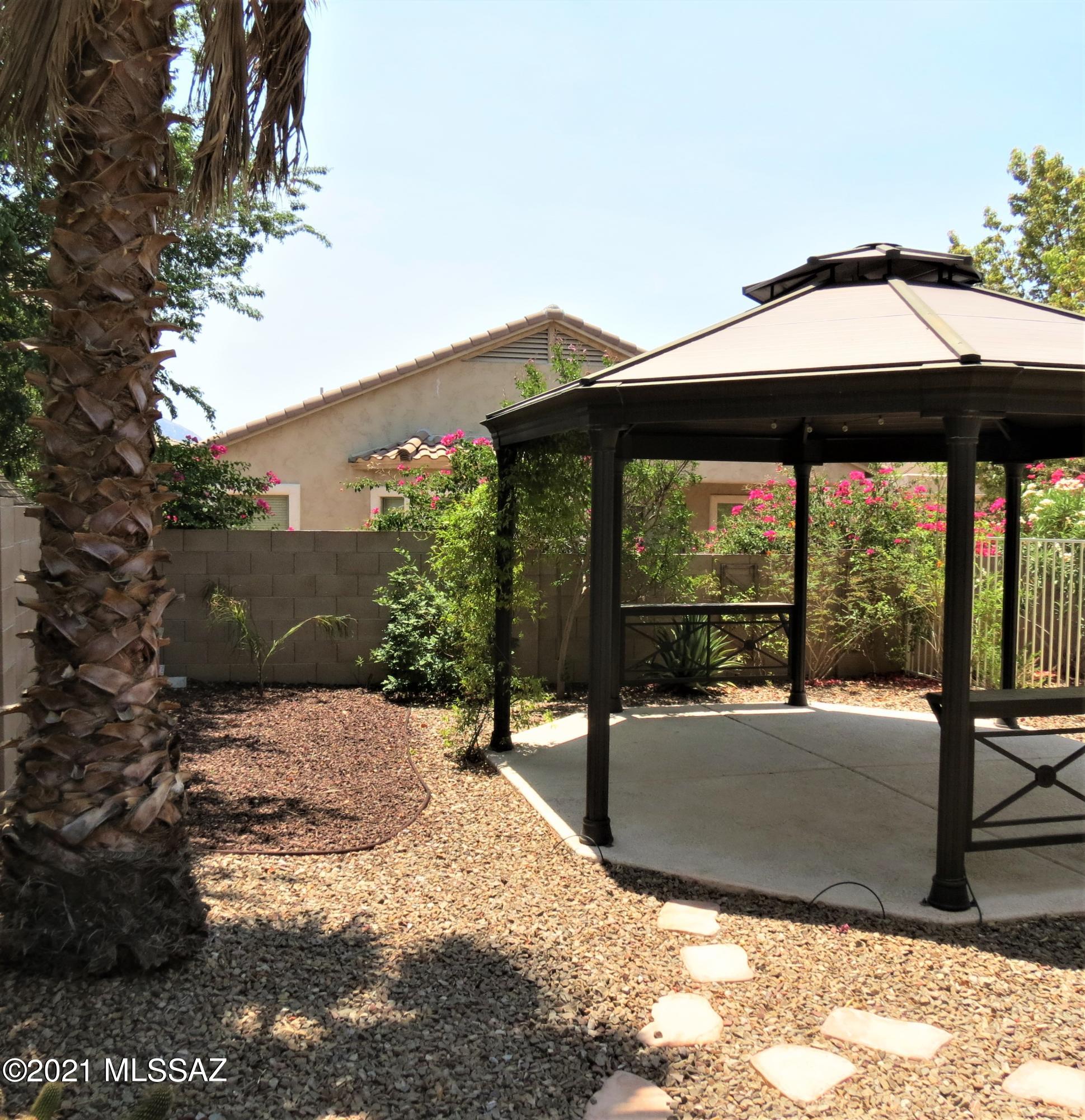 Somerset Canyon Neighborhood 10, Par. X,Y - Residential Lease