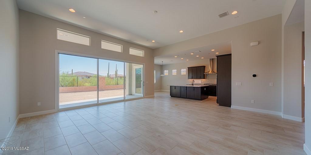 Blue Agave At Dove Mountain - Residential