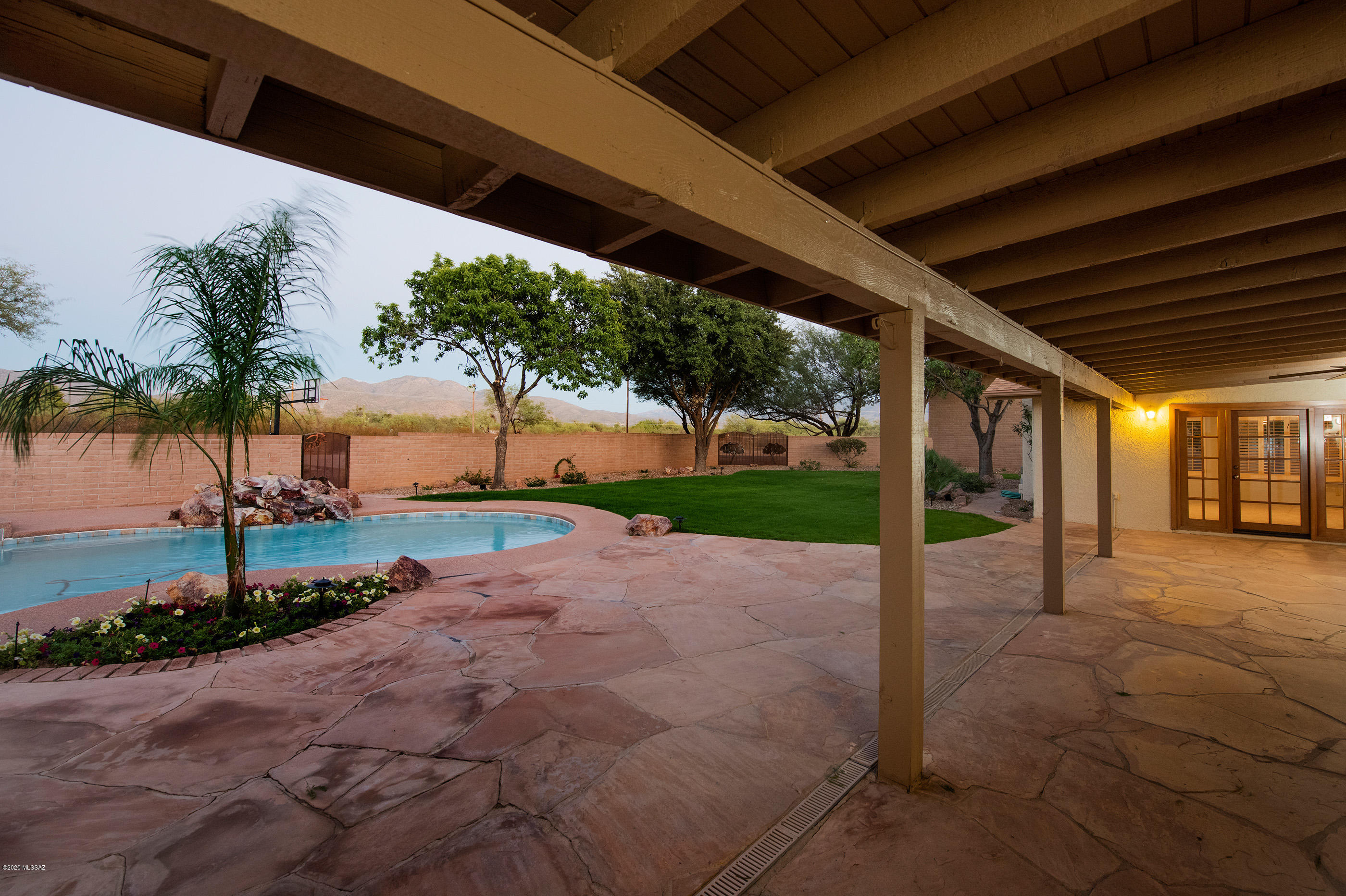 Millstone Manor East  (1-10) - Residential