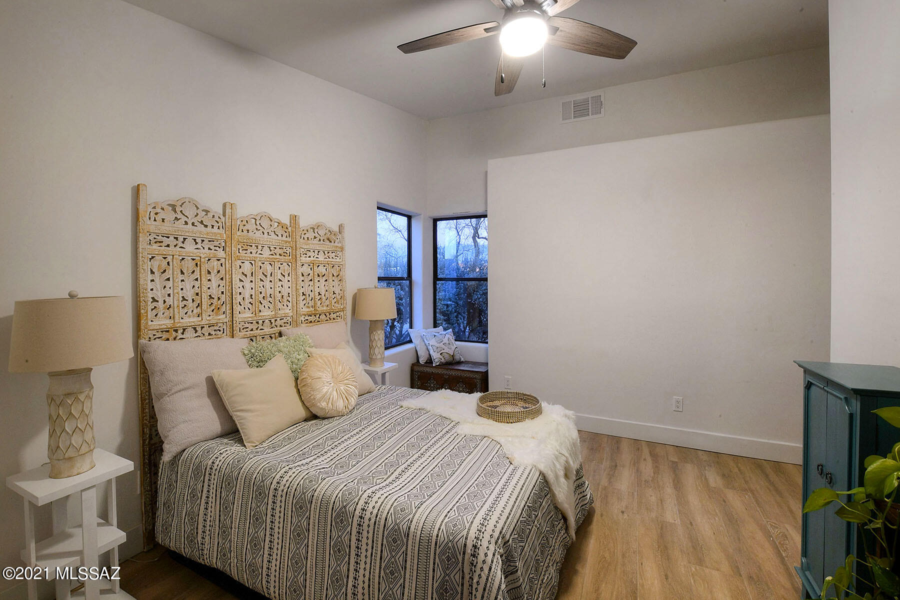Monte Del Oro (1-187) - Residential