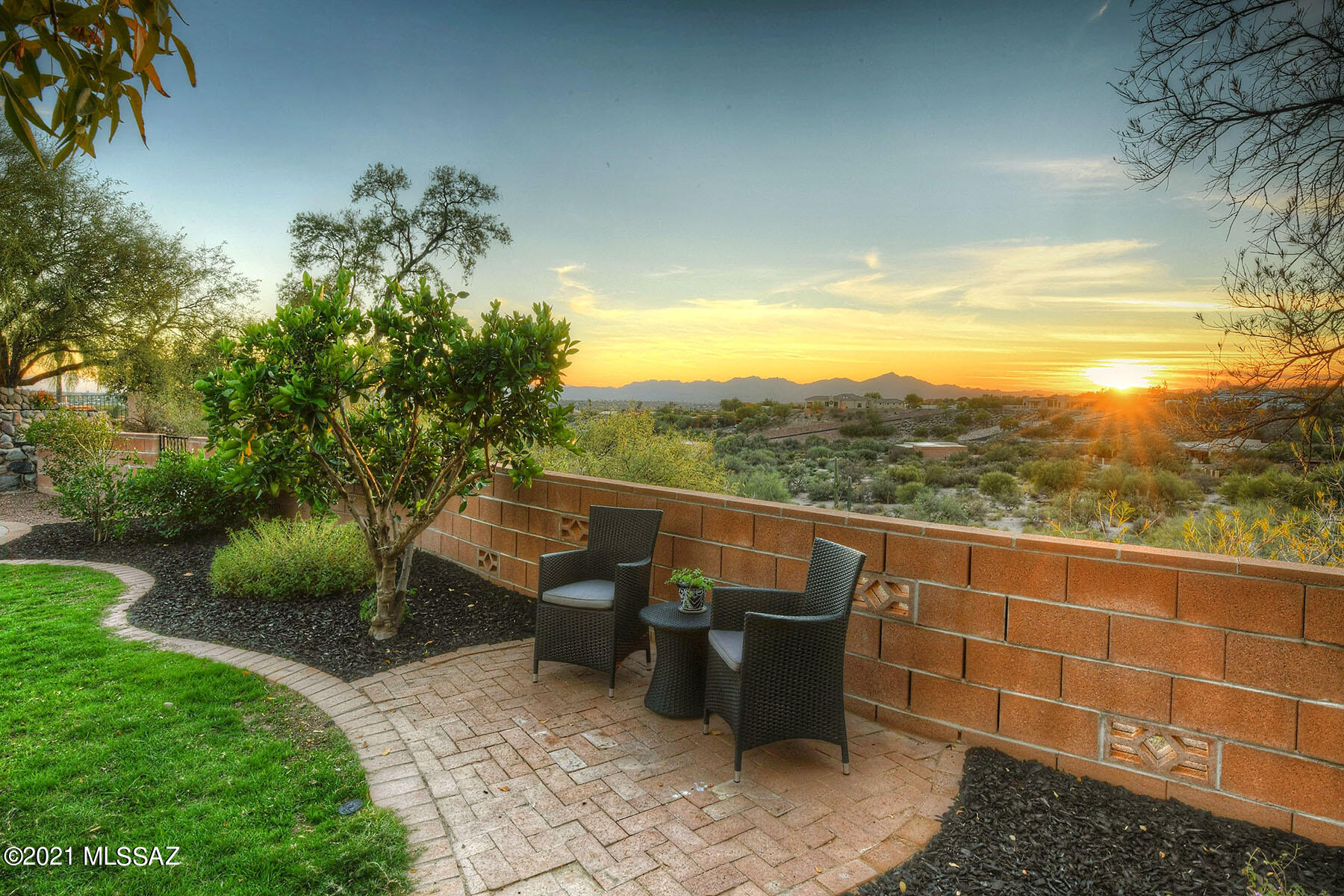Monte Del Oro (1-187) - Residential