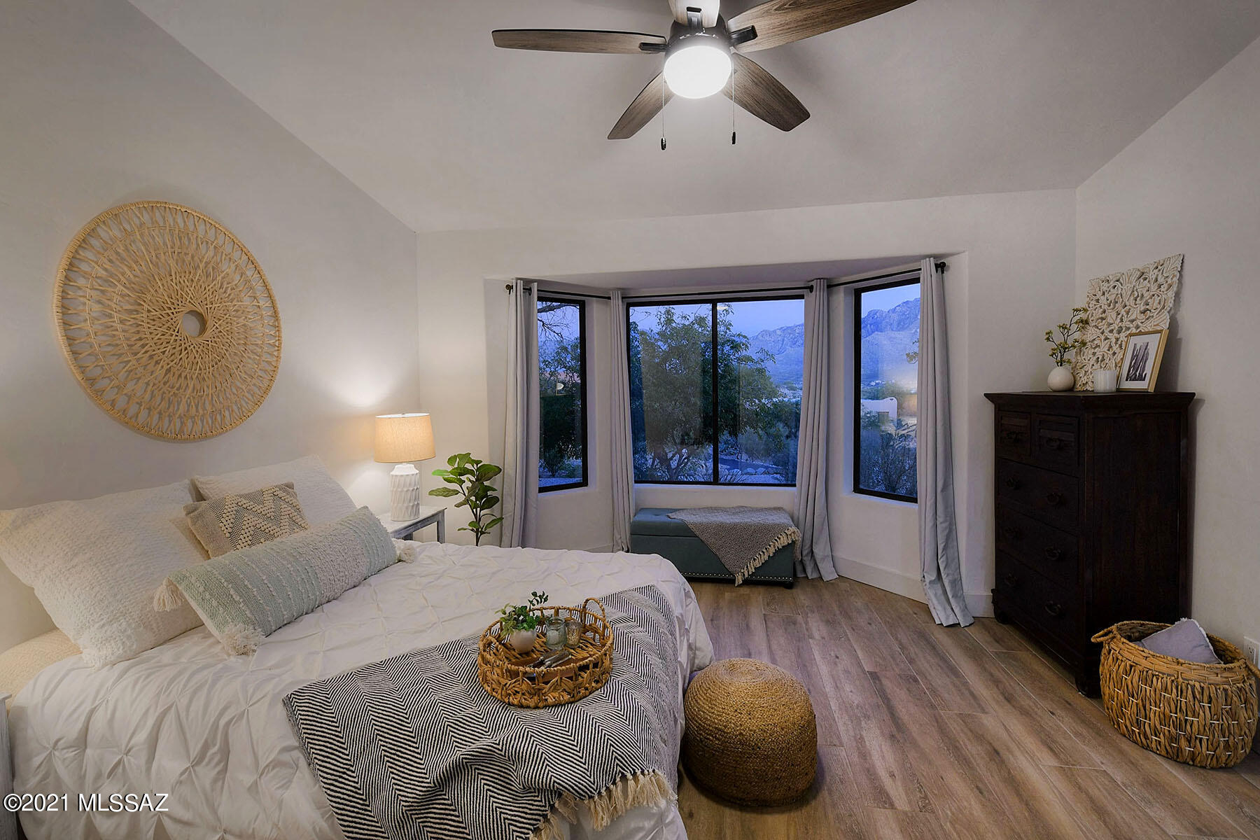 Monte Del Oro (1-187) - Residential