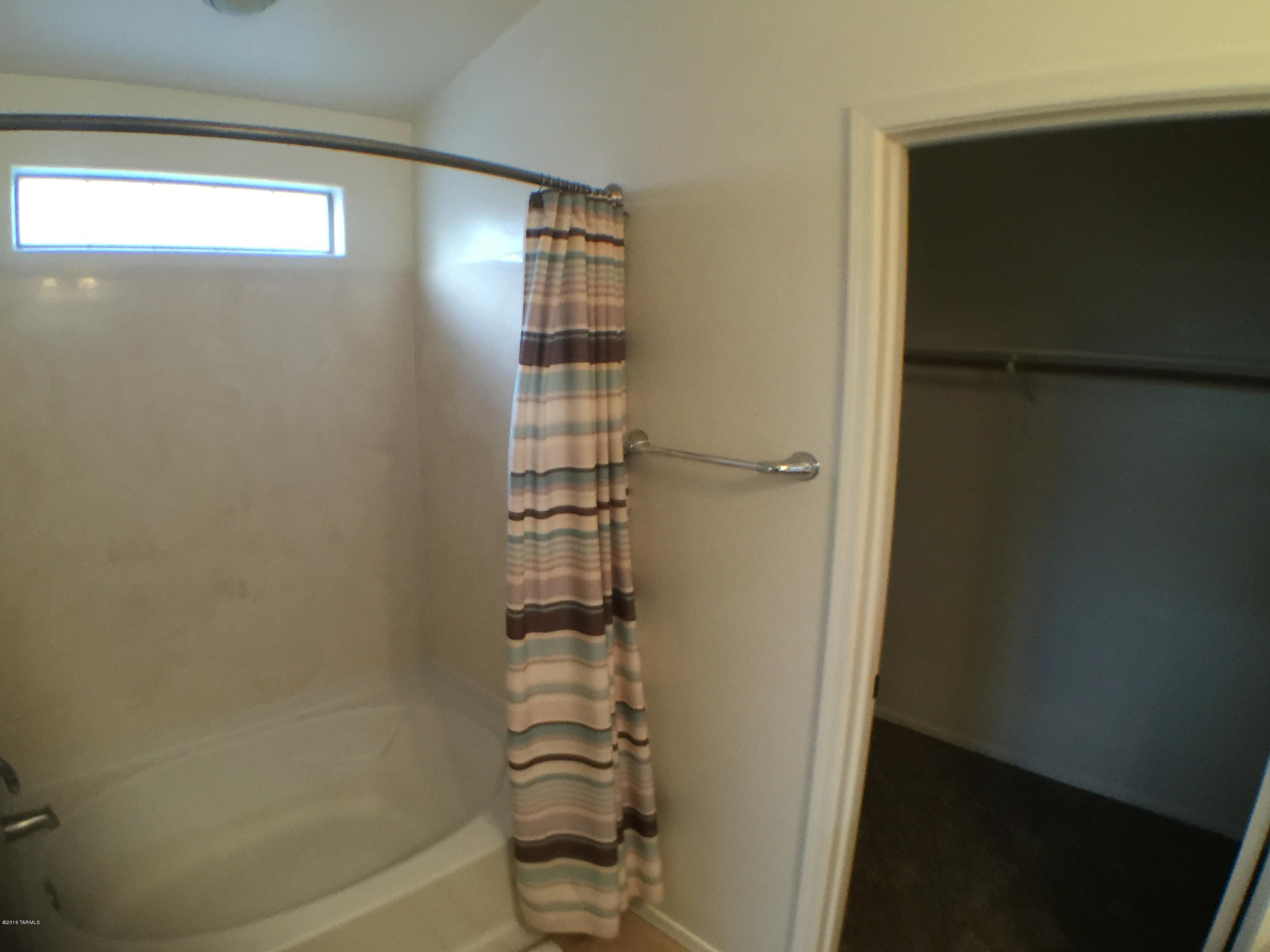 Vista Montana Estates - Residential Lease