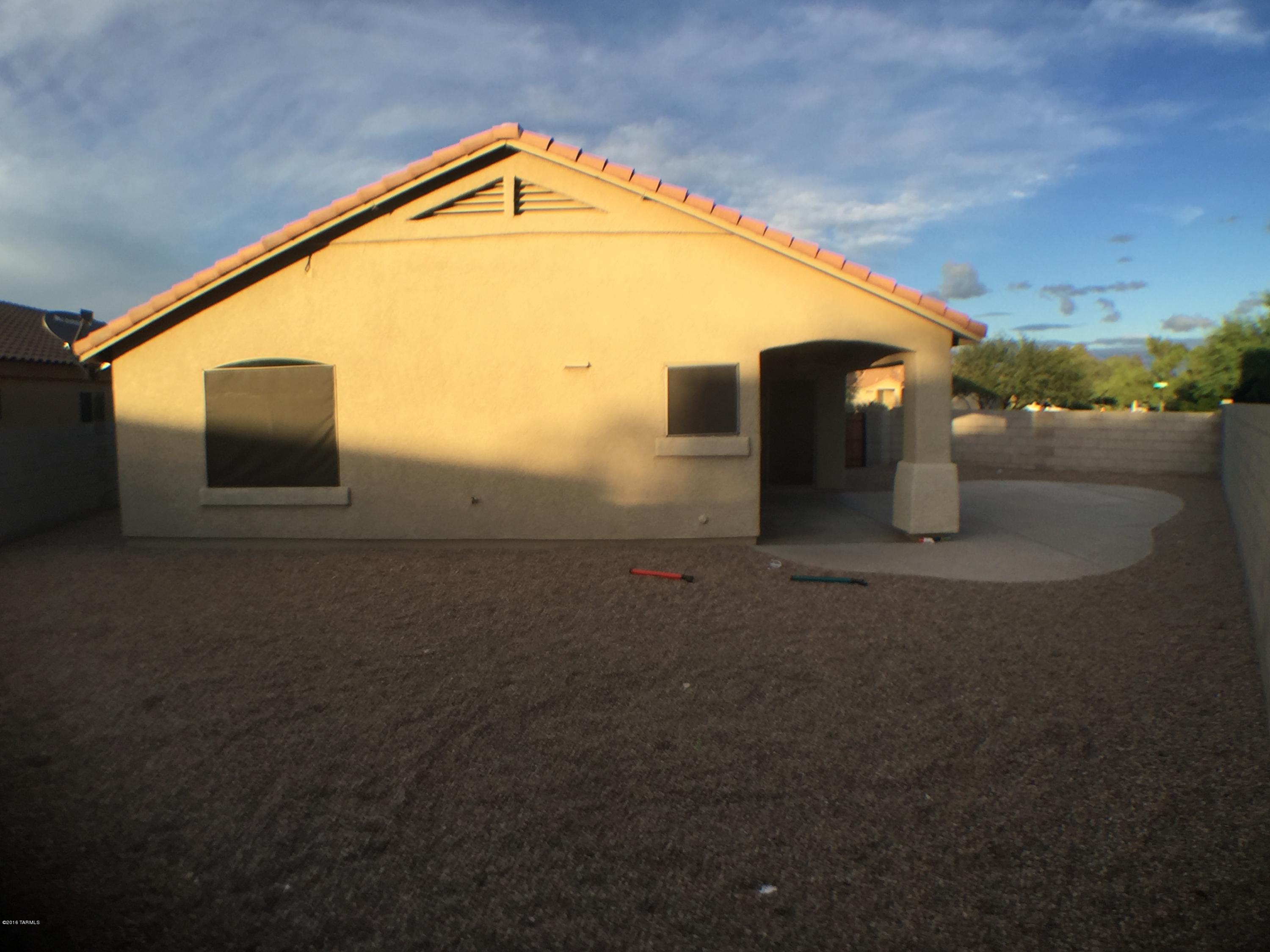 Vista Montana Estates - Residential Lease