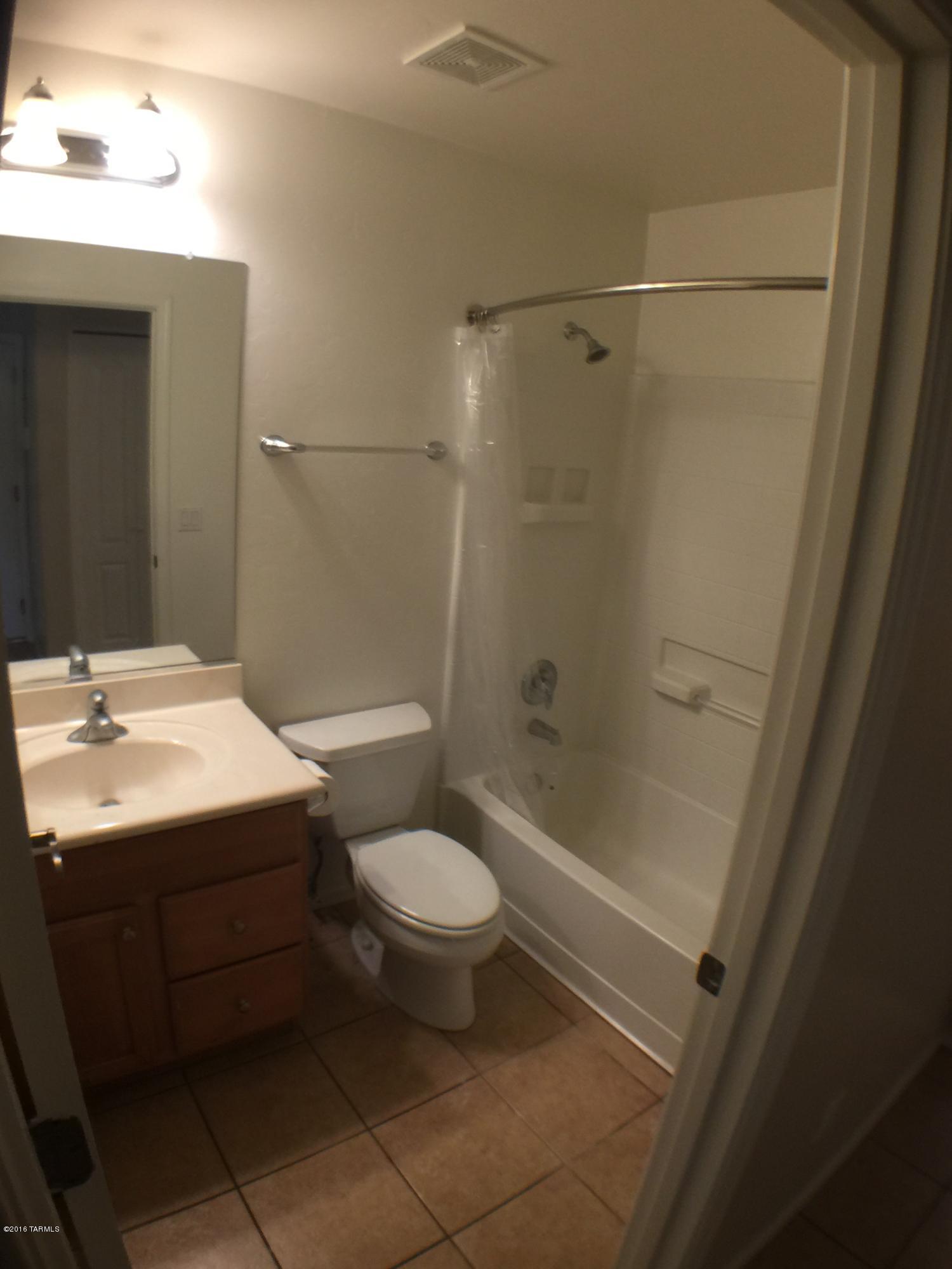 Vista Montana Estates - Residential Lease