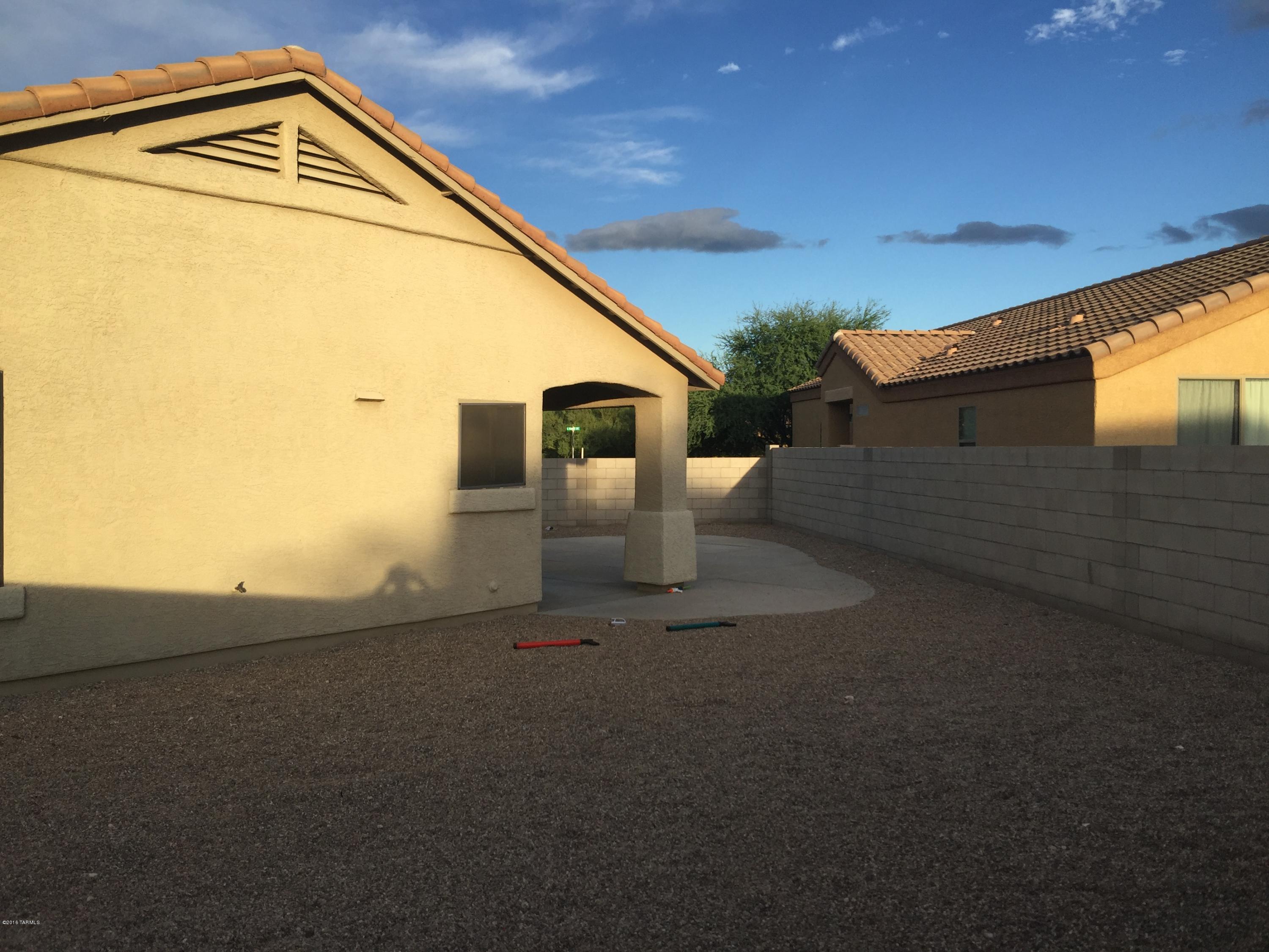 Vista Montana Estates - Residential Lease