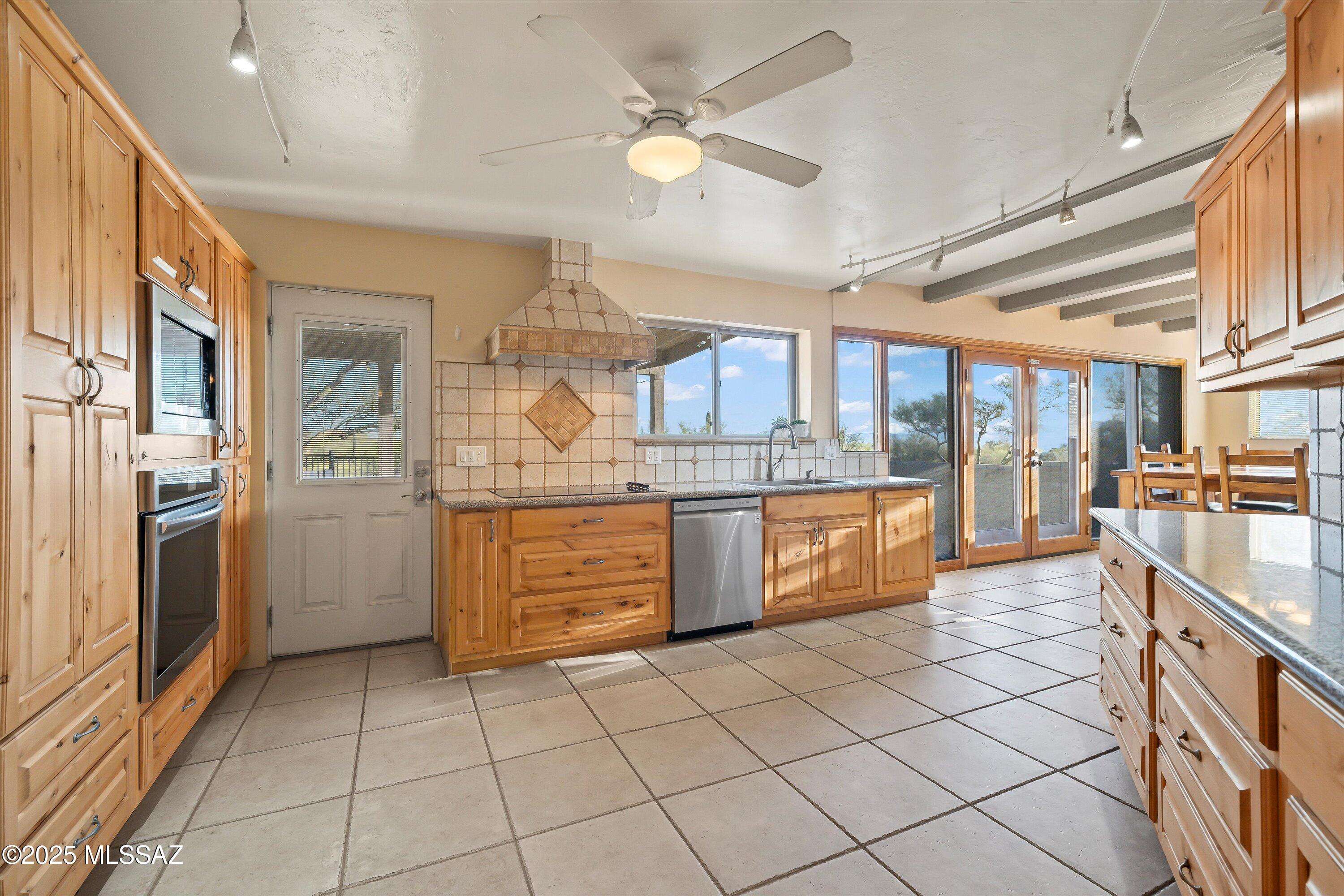 Santa Catalina Estates NO. 4 (1-180) - Residential