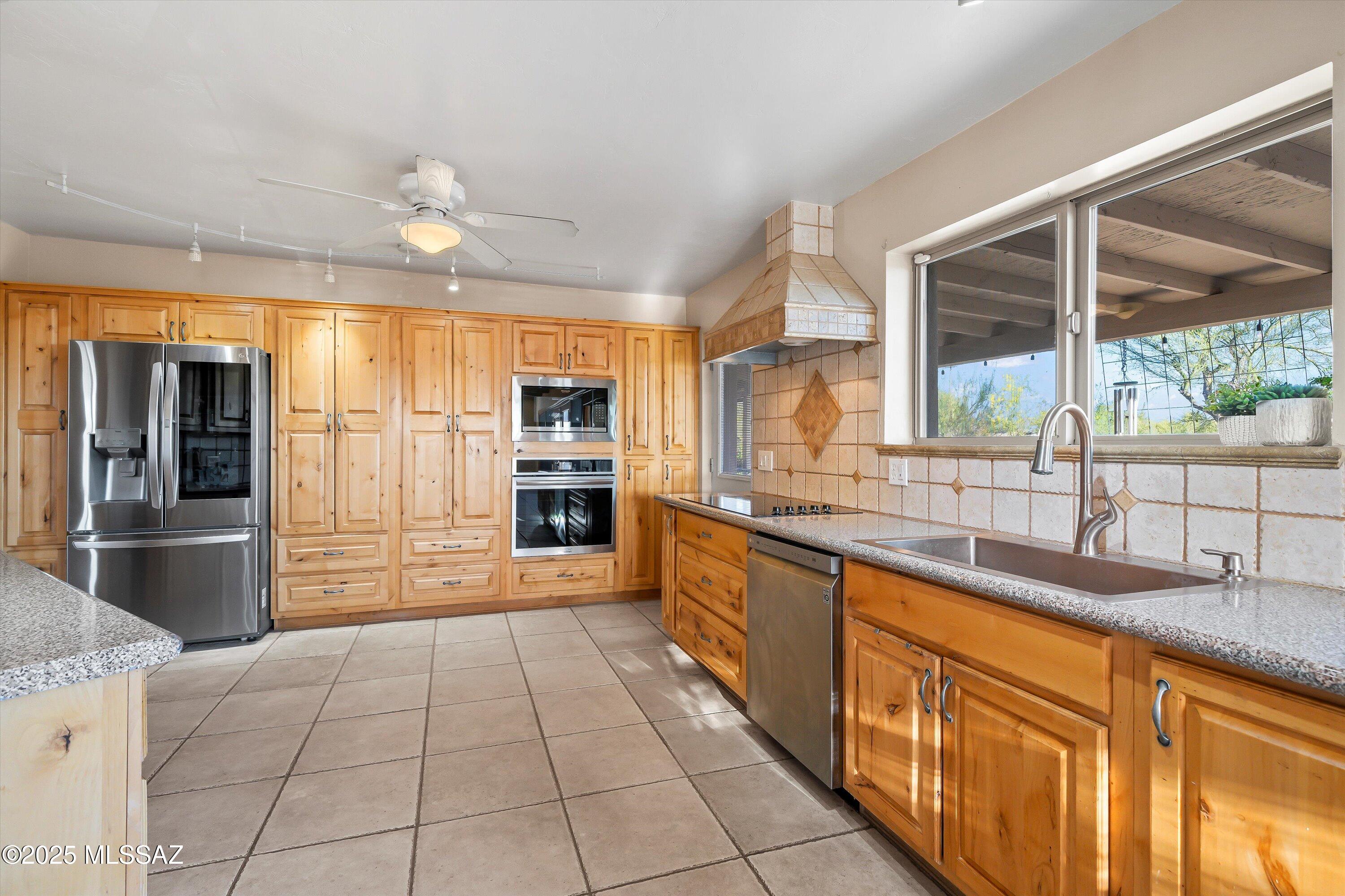 Santa Catalina Estates NO. 4 (1-180) - Residential