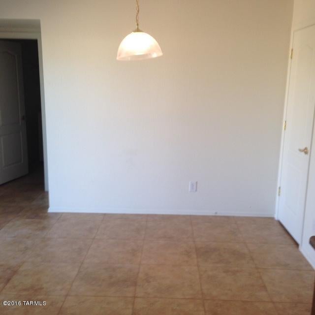 Riverhaven (1-373) - Residential Lease
