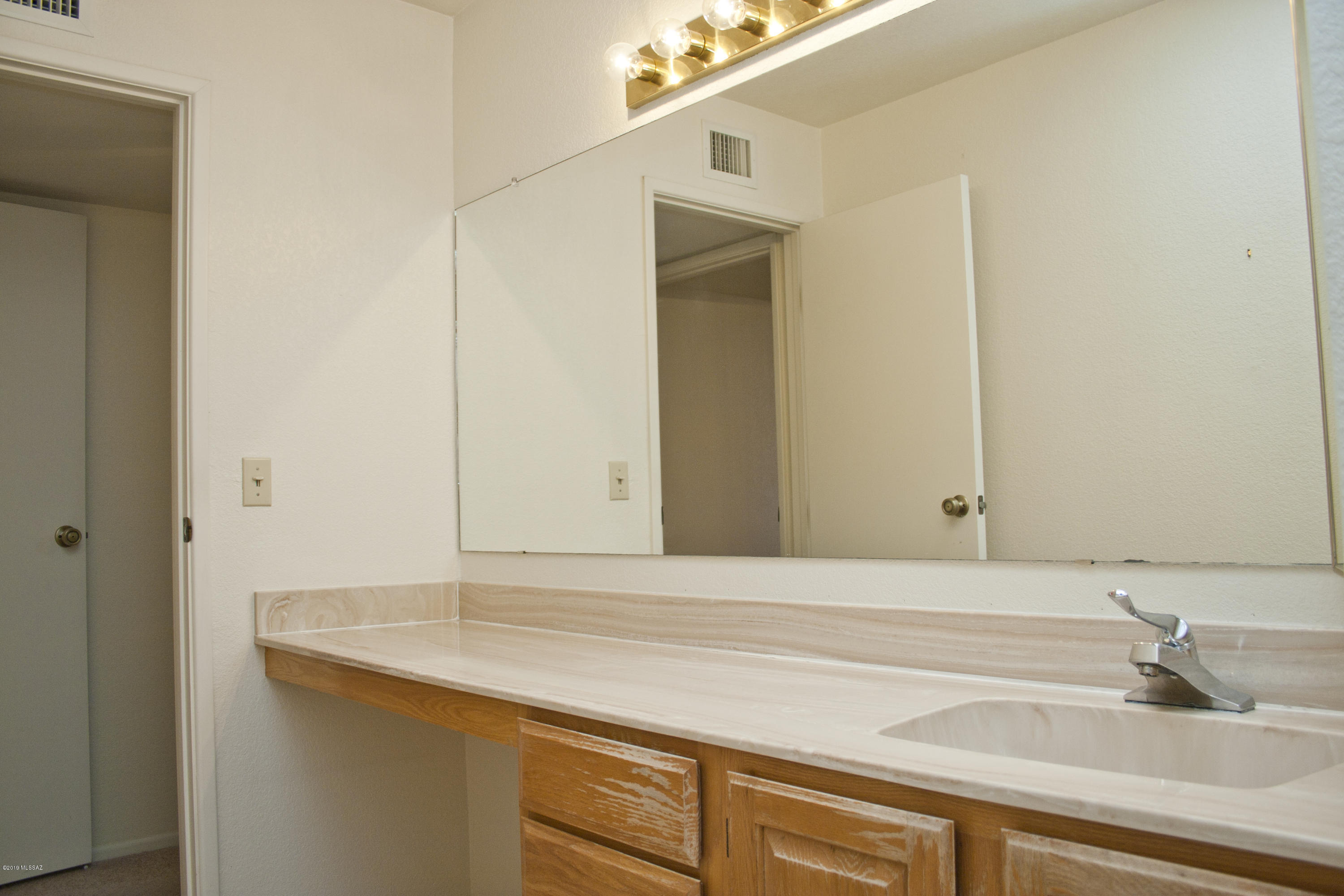 Wrightstown Square (1-155) - Residential