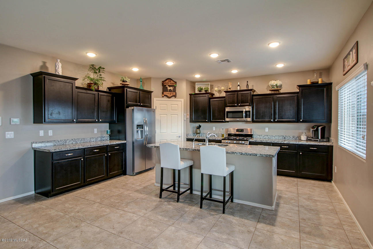 Vista Del Lago Norte SQ20140780198 - Residential