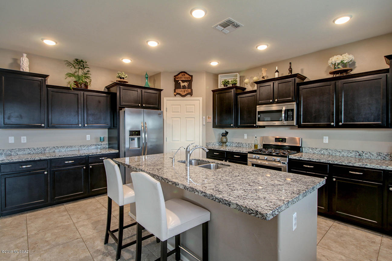 Vista Del Lago Norte SQ20140780198 - Residential