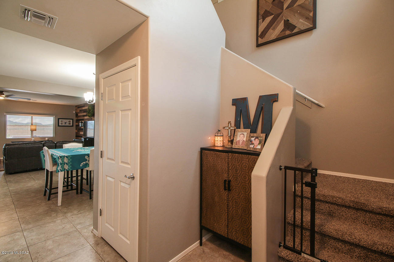 Vista Del Lago Norte SQ20140780198 - Residential