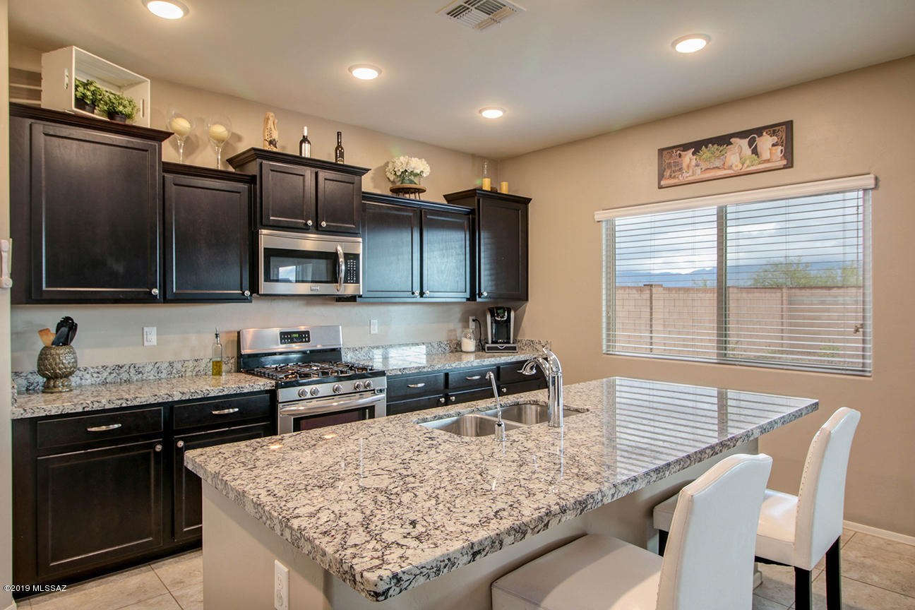 Vista Del Lago Norte SQ20140780198 - Residential