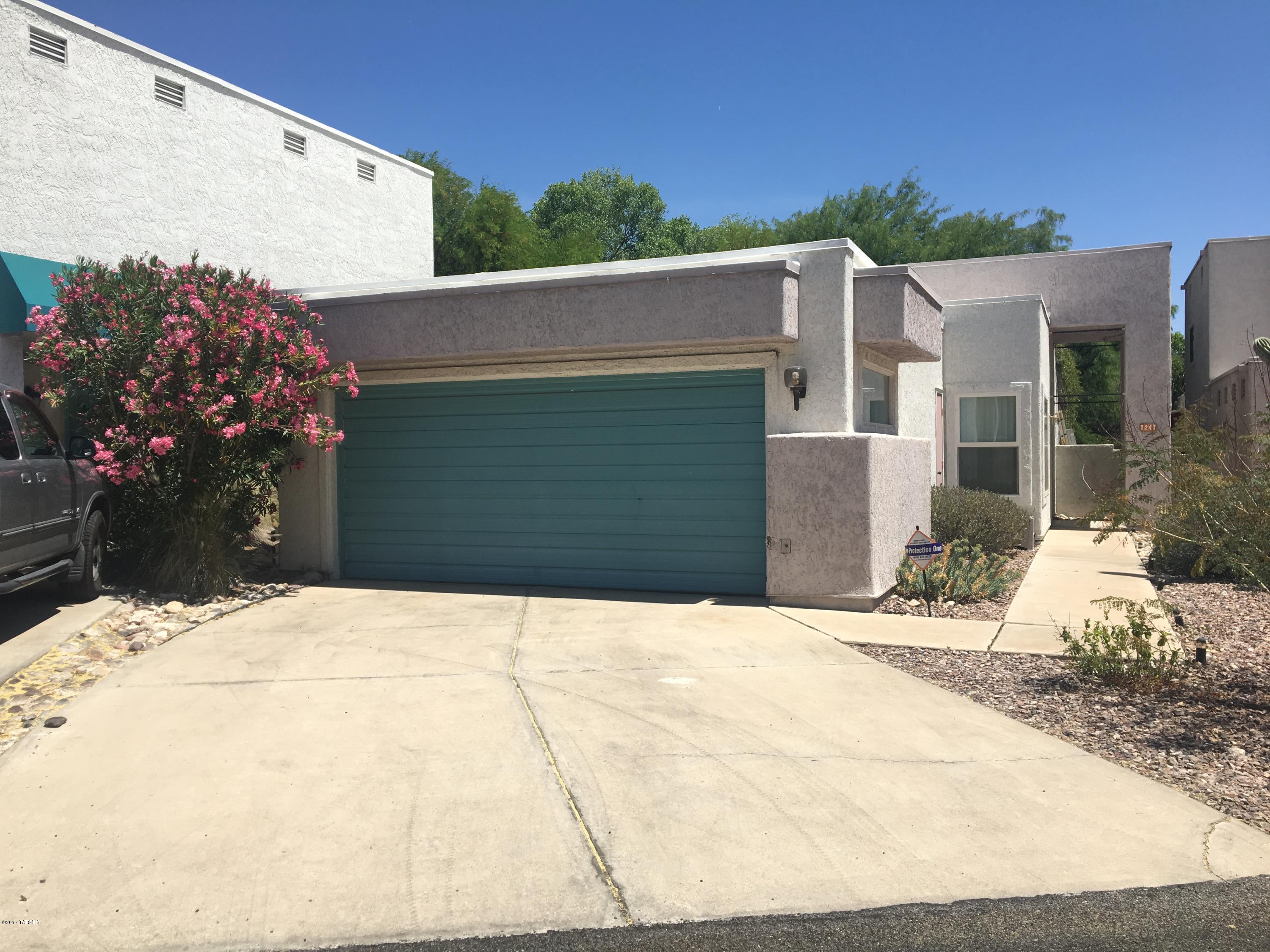 Available furnished or unfurnished  
Office room w/ desk, guest room with 2 singles, Fully stocked modern kitchen, Living room has large flat screen TV,  Master suite w/ access to patio, washer dryer, Private back yard w/ patio furniture and bbq, 2 car garage with double cabinet storage. Enjoy the community pool during the hot days, just walking distance away. 
Close drive to Ventana Canyon Golf Club. Many different Sabino Canyon hiking trails around.