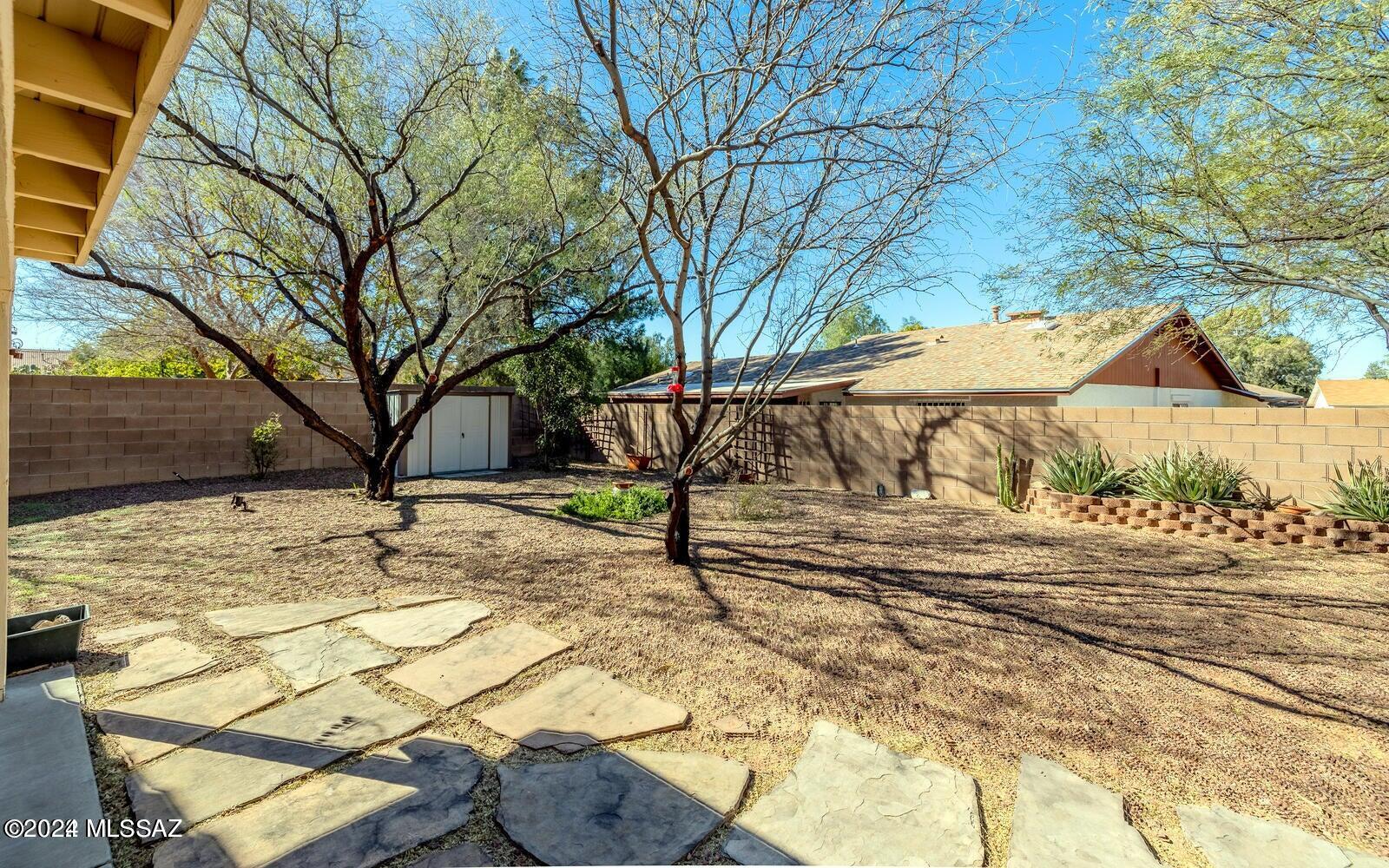 Cottonwood Trails (1-67) - Residential Lease