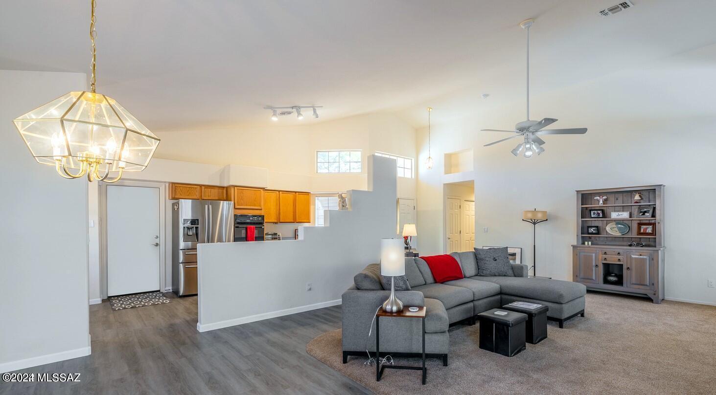 Cottonwood Trails (1-67) - Residential Lease