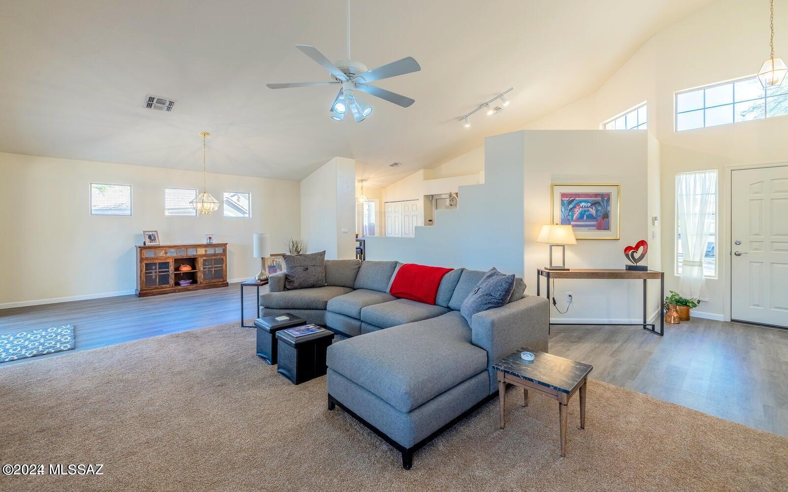 Cottonwood Trails (1-67) - Residential Lease