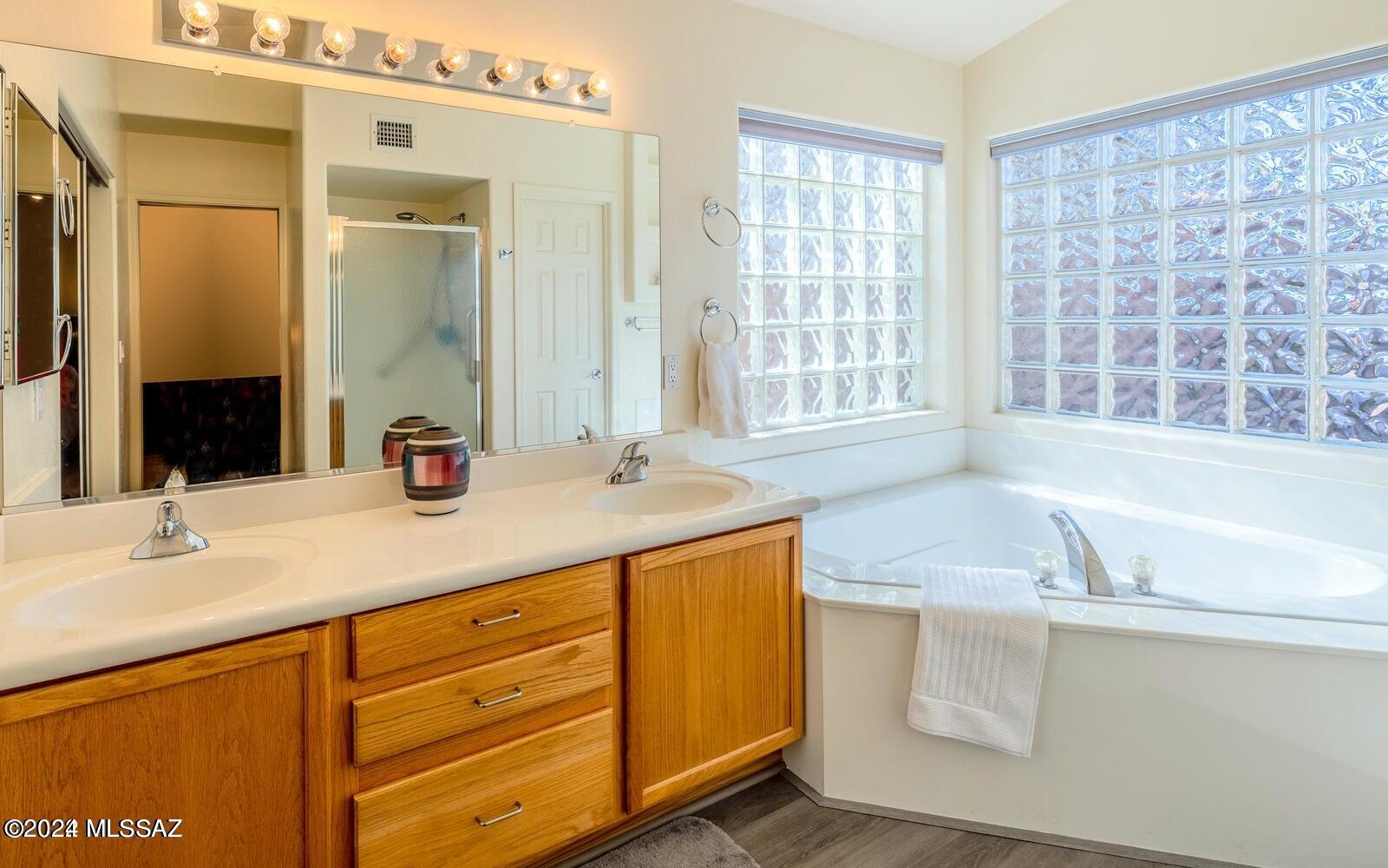 Cottonwood Trails (1-67) - Residential Lease
