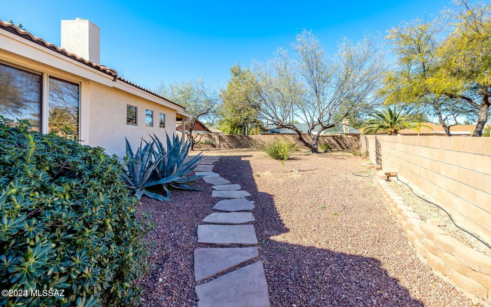 Cottonwood Trails (1-67) - Residential Lease