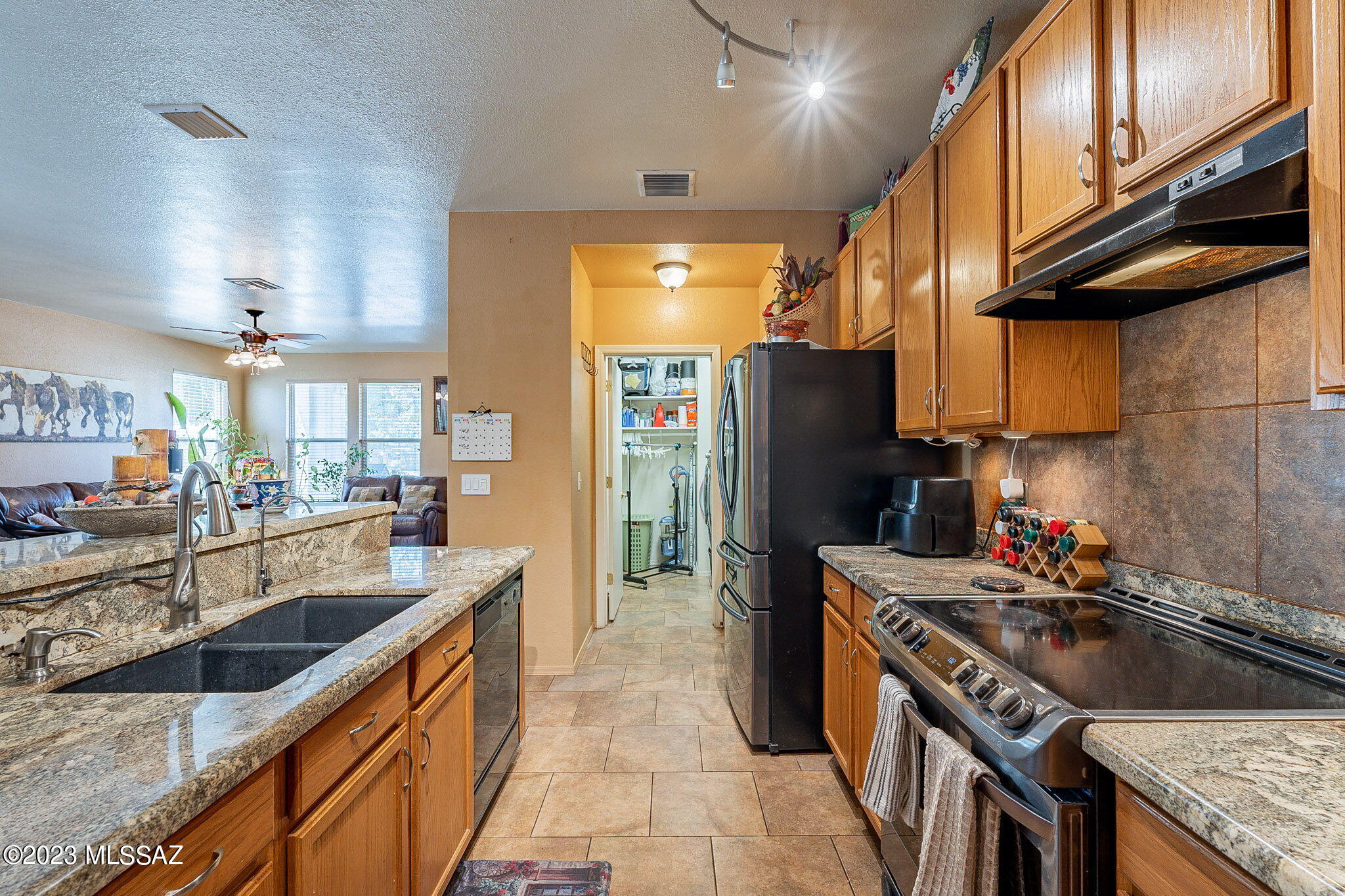 Catalina Vistas - Residential