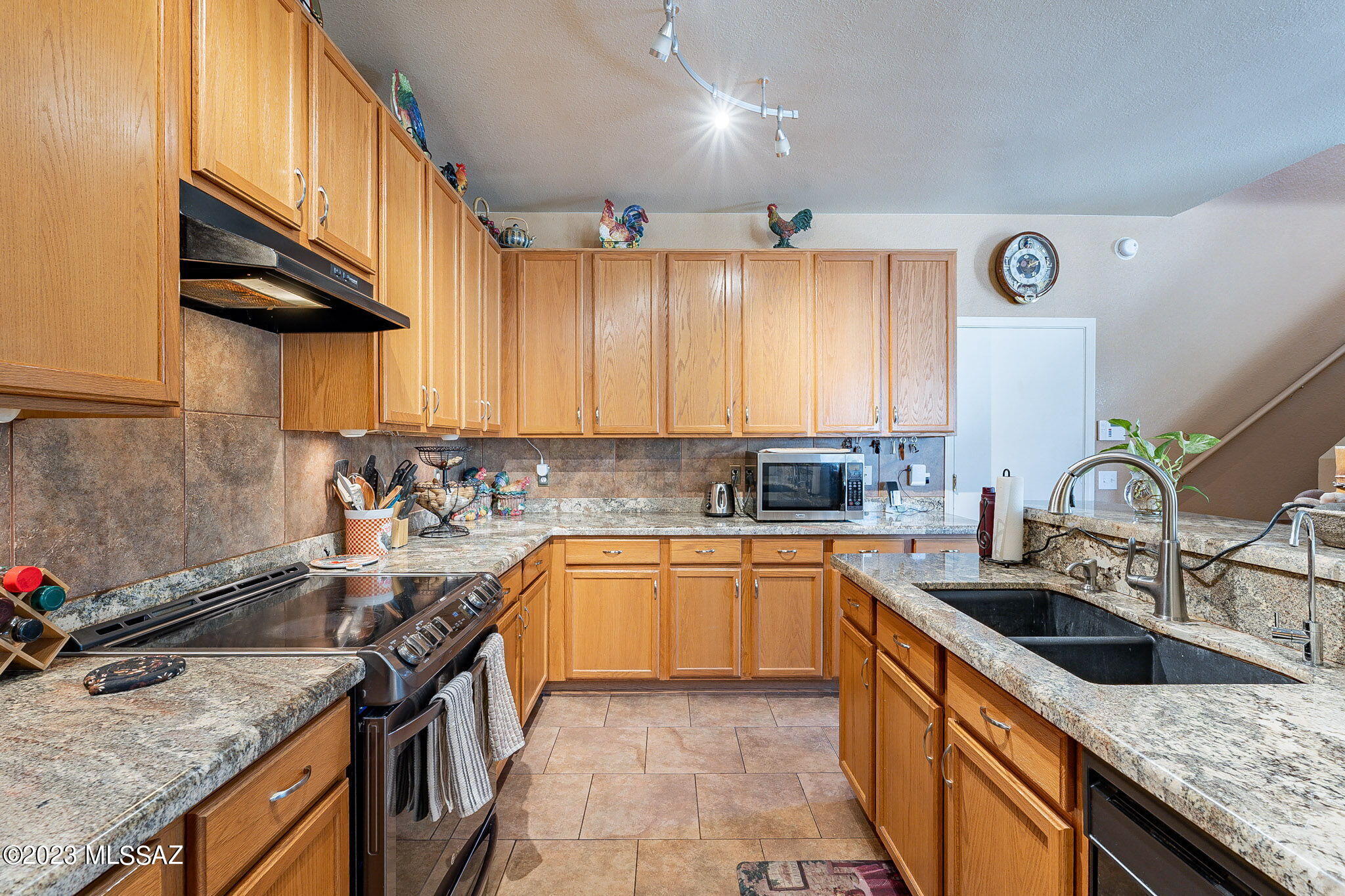 Catalina Vistas - Residential