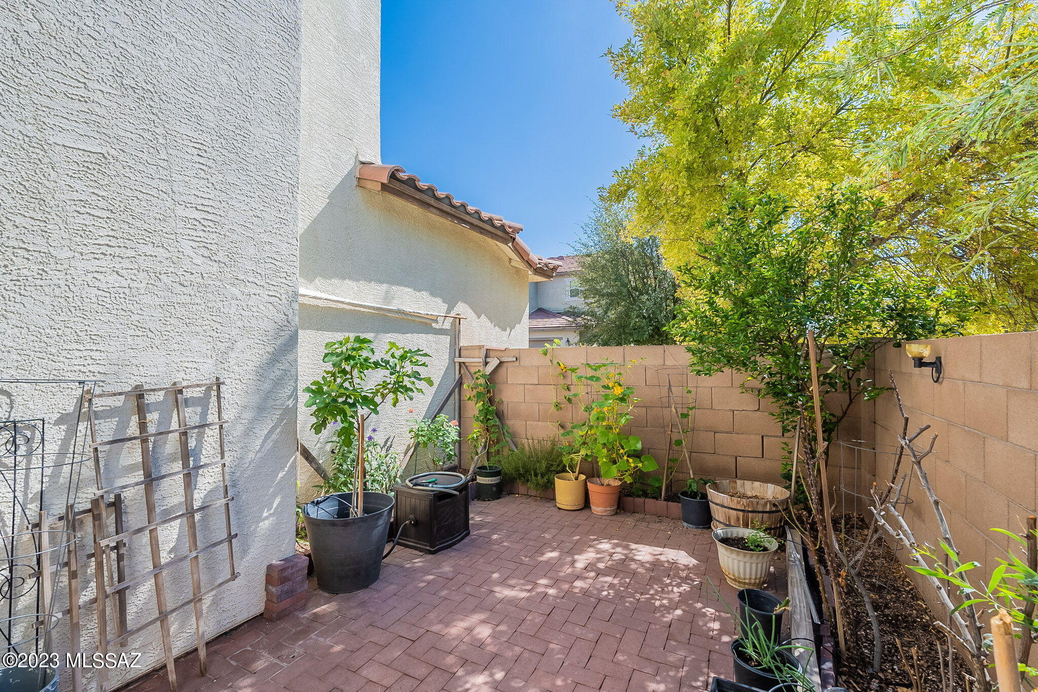 Catalina Vistas - Residential