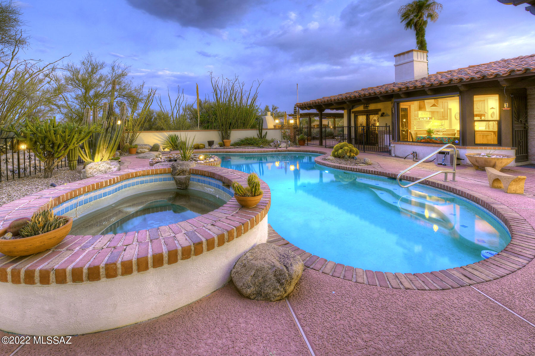 Catalina Foothills Estates NO. 7 - Residential
