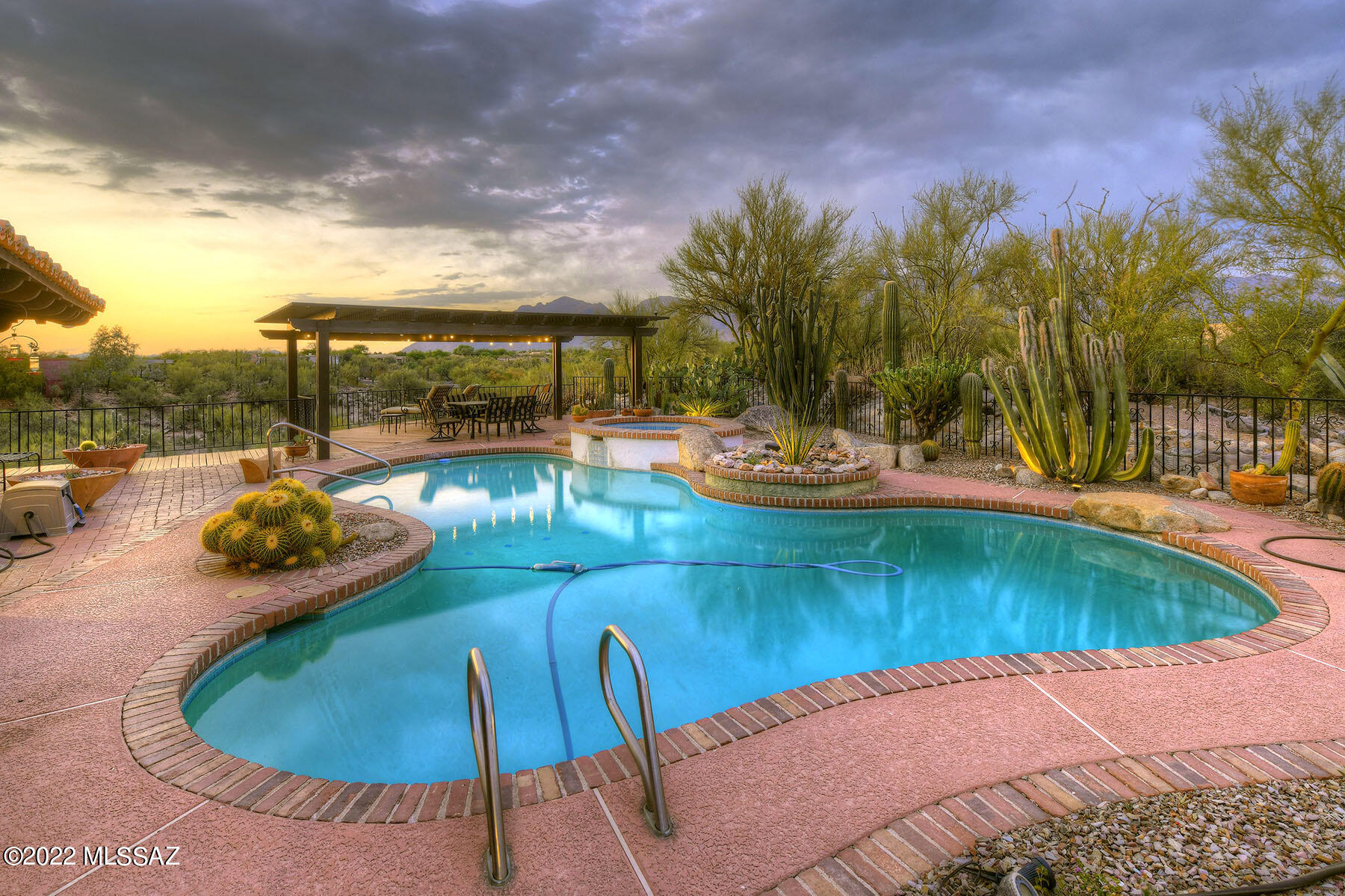 Catalina Foothills Estates NO. 7 - Residential