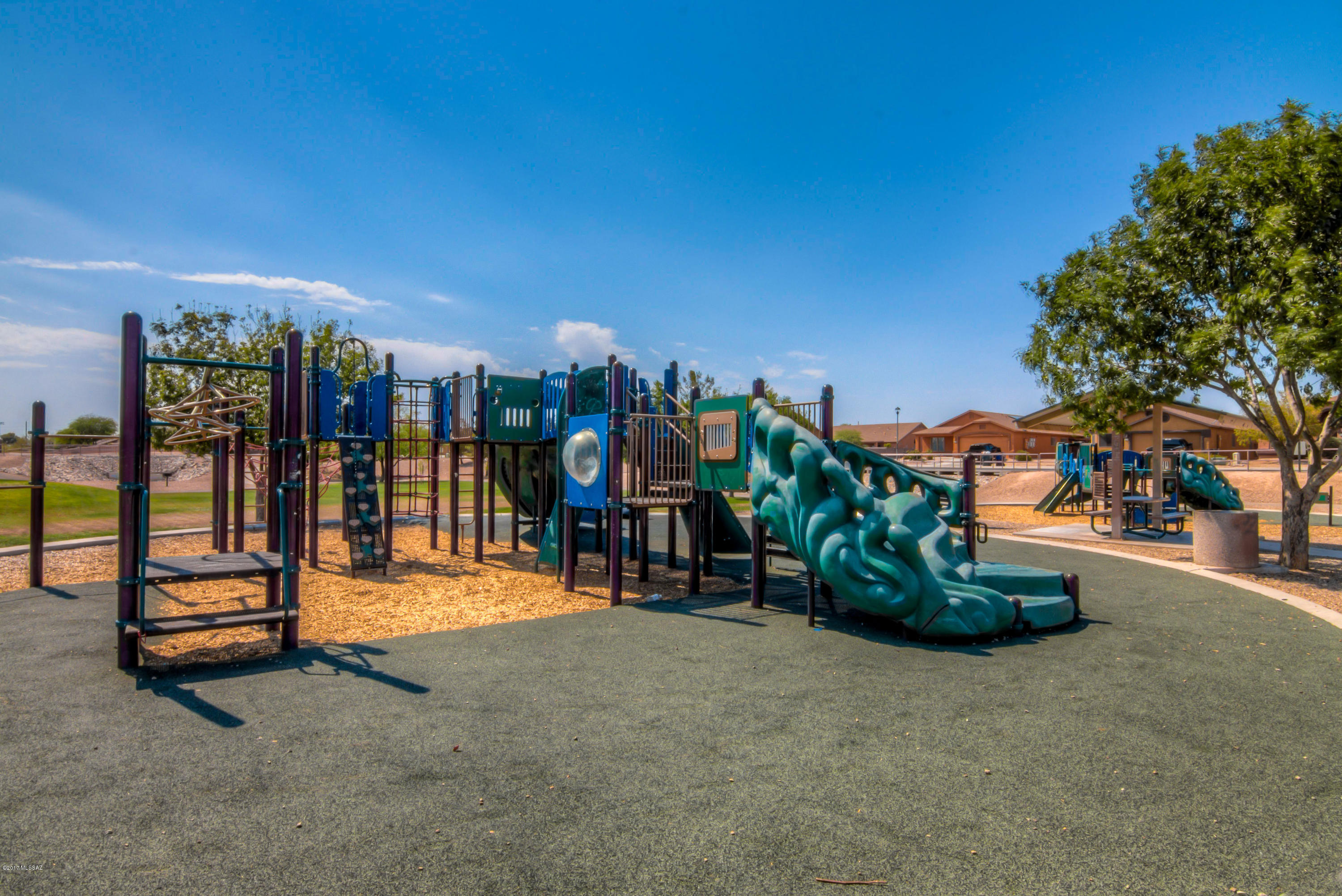 Tres Pueblos Sur - Residential