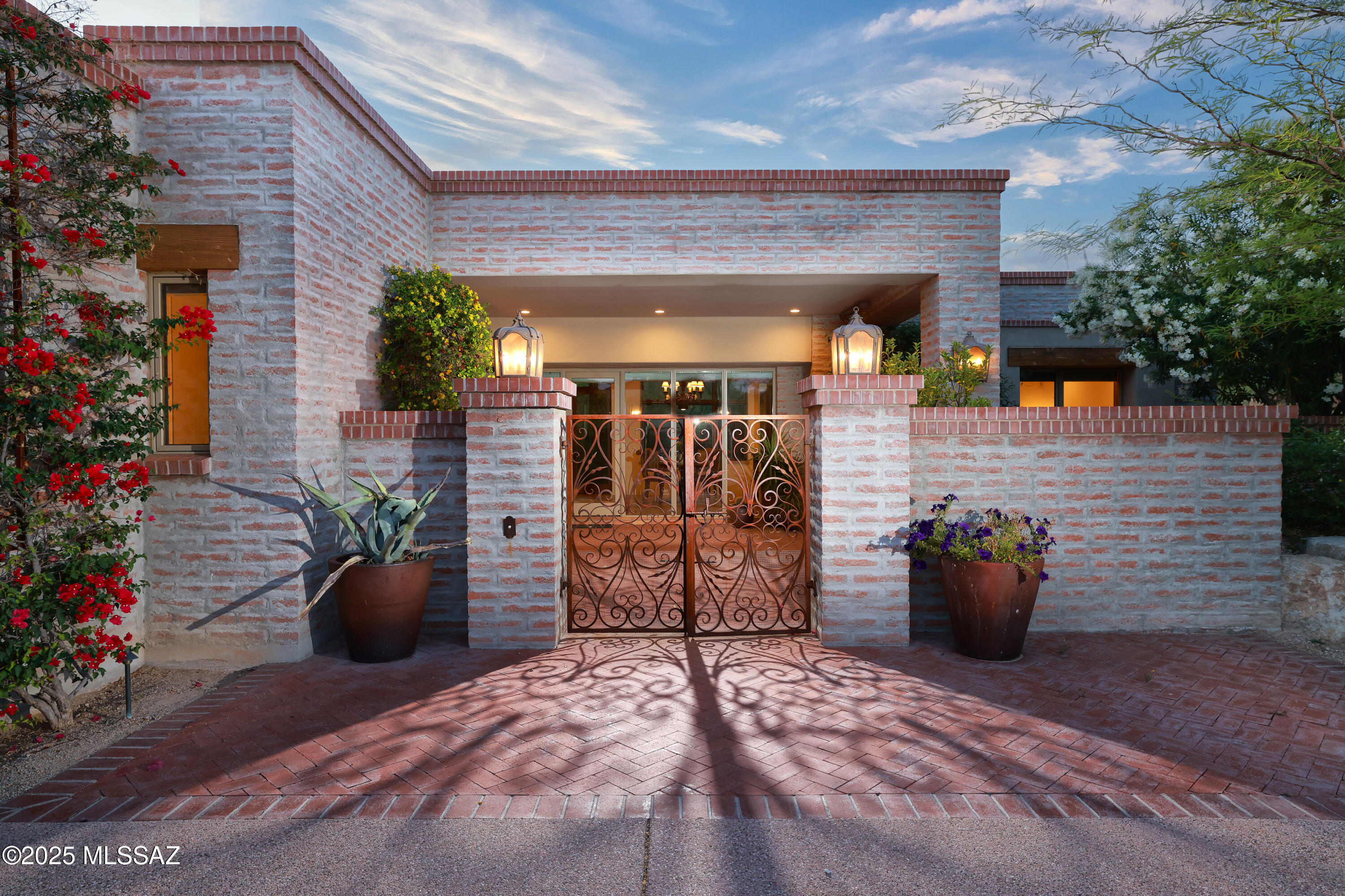 Catalina Foothills Est. NO. 10 (73-90, 119, 121, 123, 127-146) - Residential