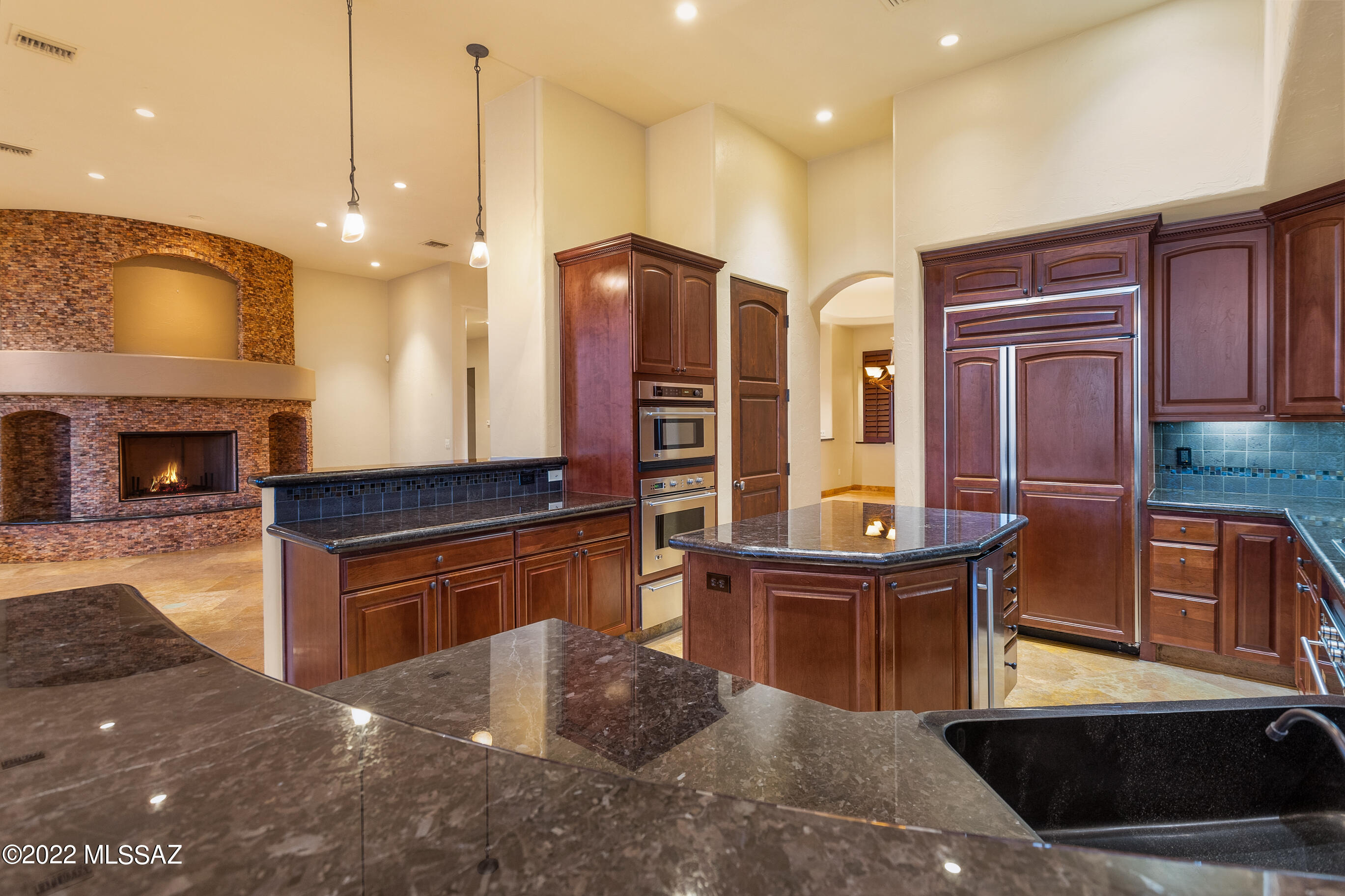 Sabino Mountain (1-290) - Residential