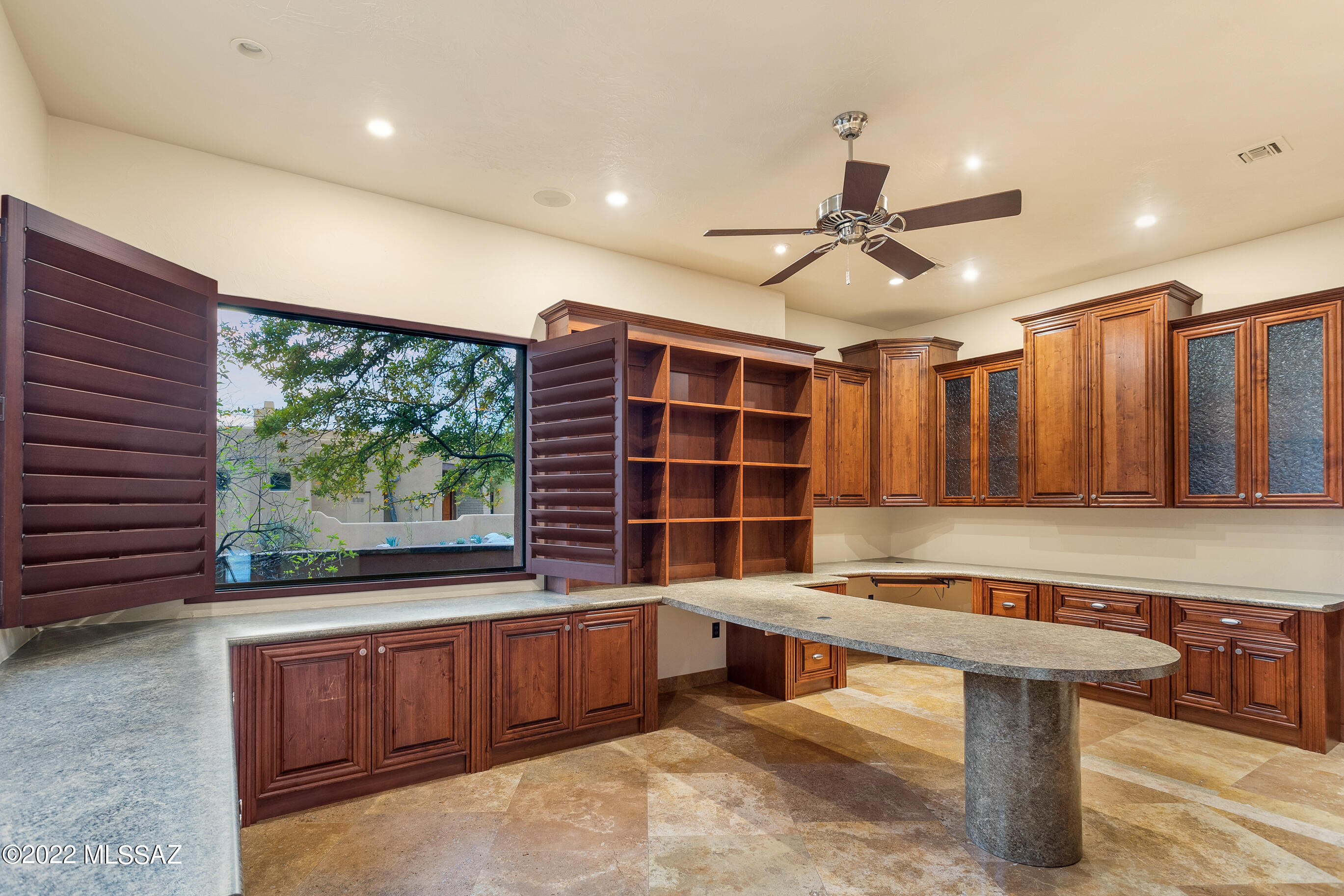 Sabino Mountain (1-290) - Residential