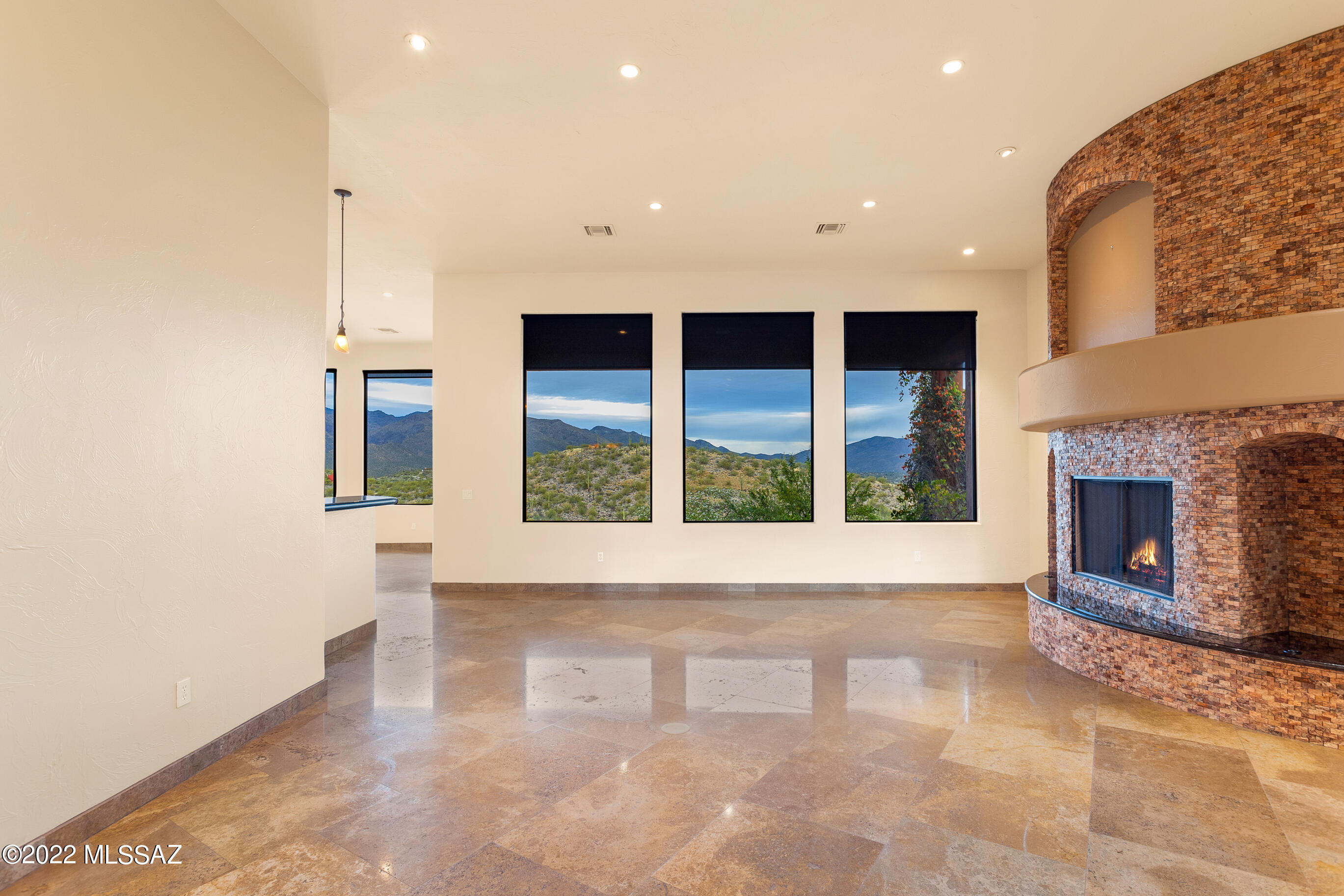 Sabino Mountain (1-290) - Residential