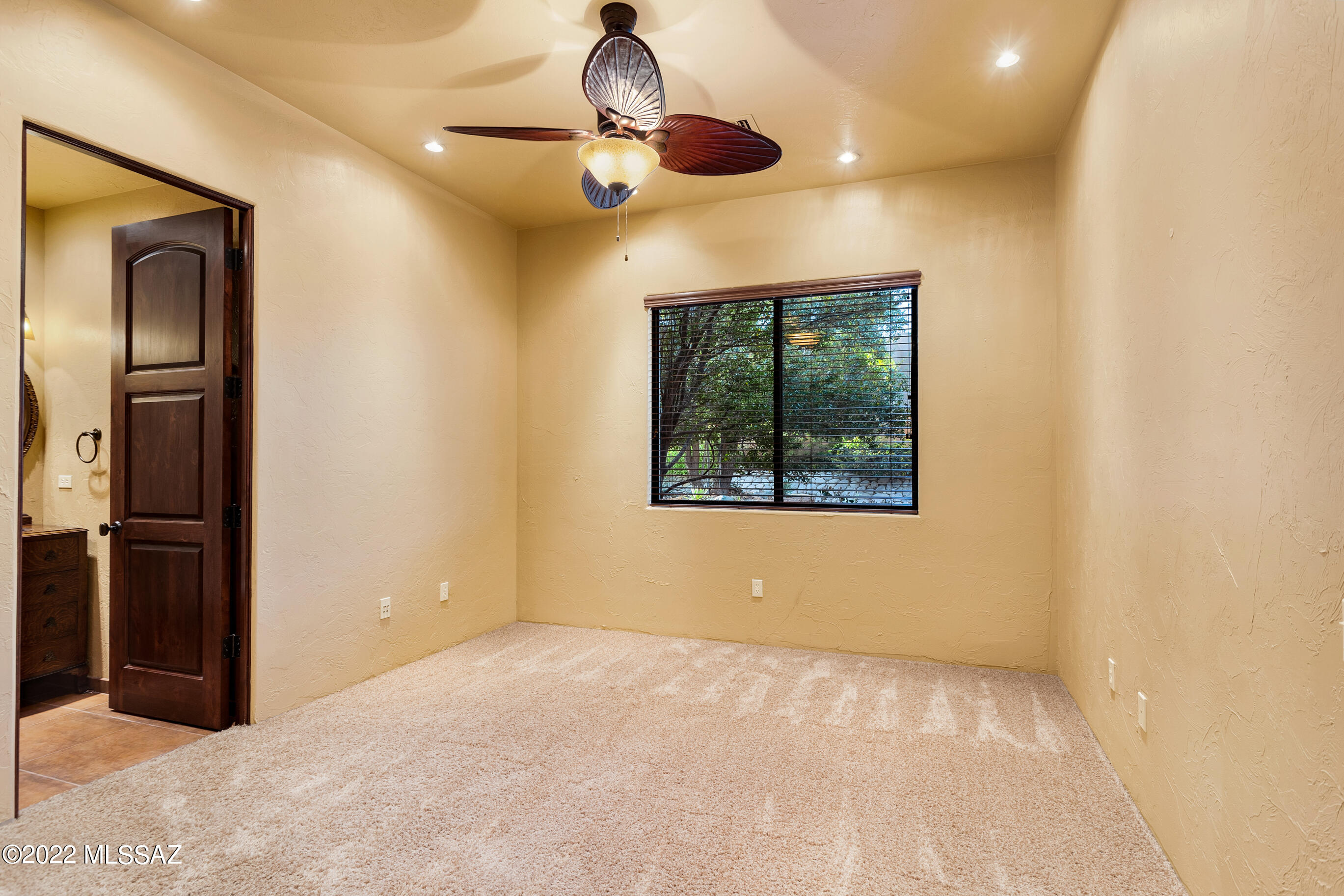 Sabino Mountain (1-290) - Residential