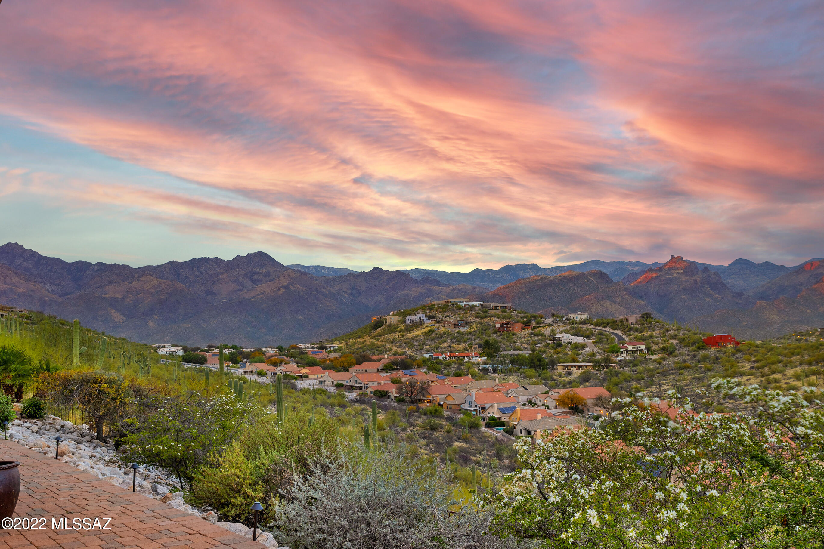 Sabino Mountain (1-290) - Residential