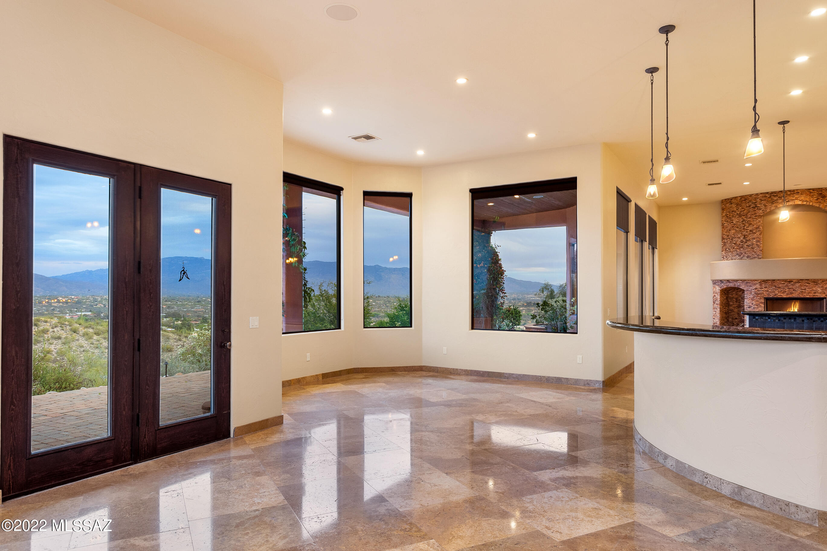 Sabino Mountain (1-290) - Residential