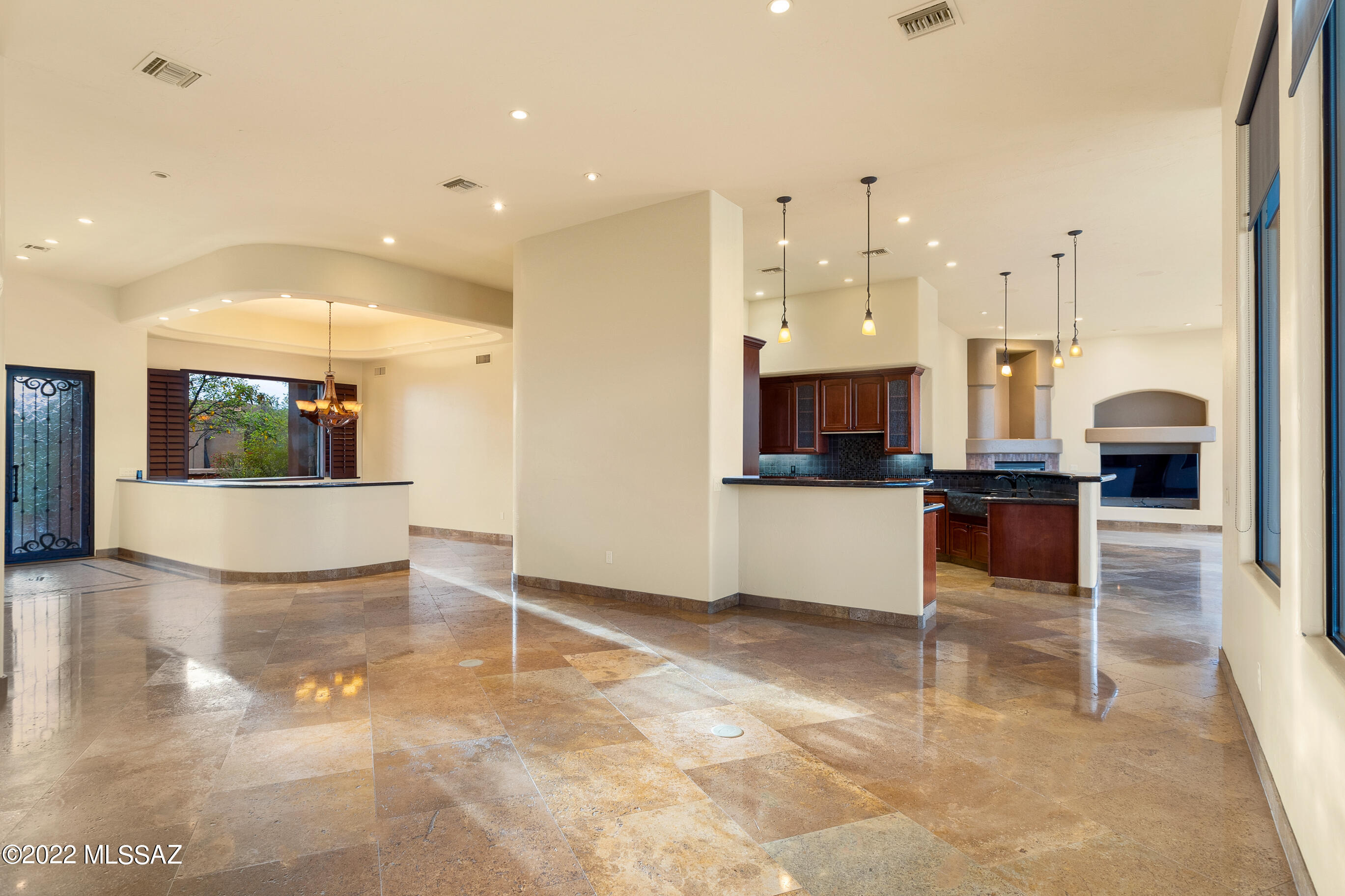 Sabino Mountain (1-290) - Residential