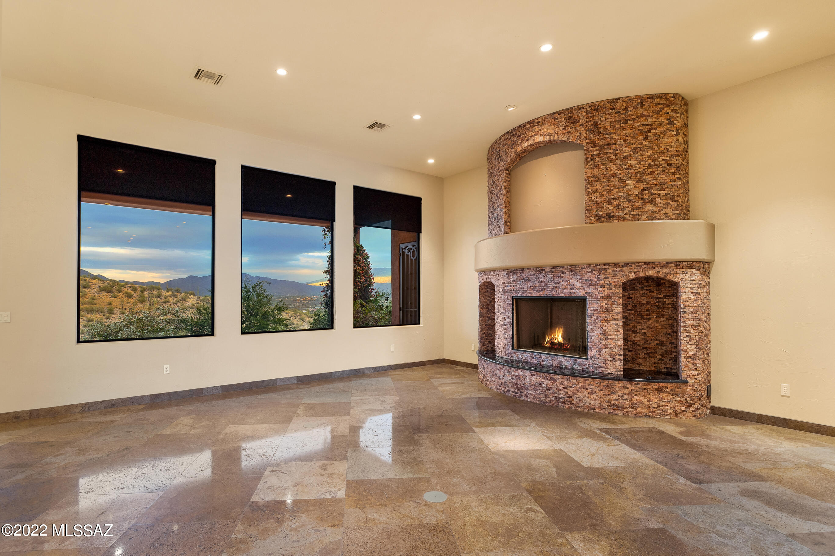 Sabino Mountain (1-290) - Residential