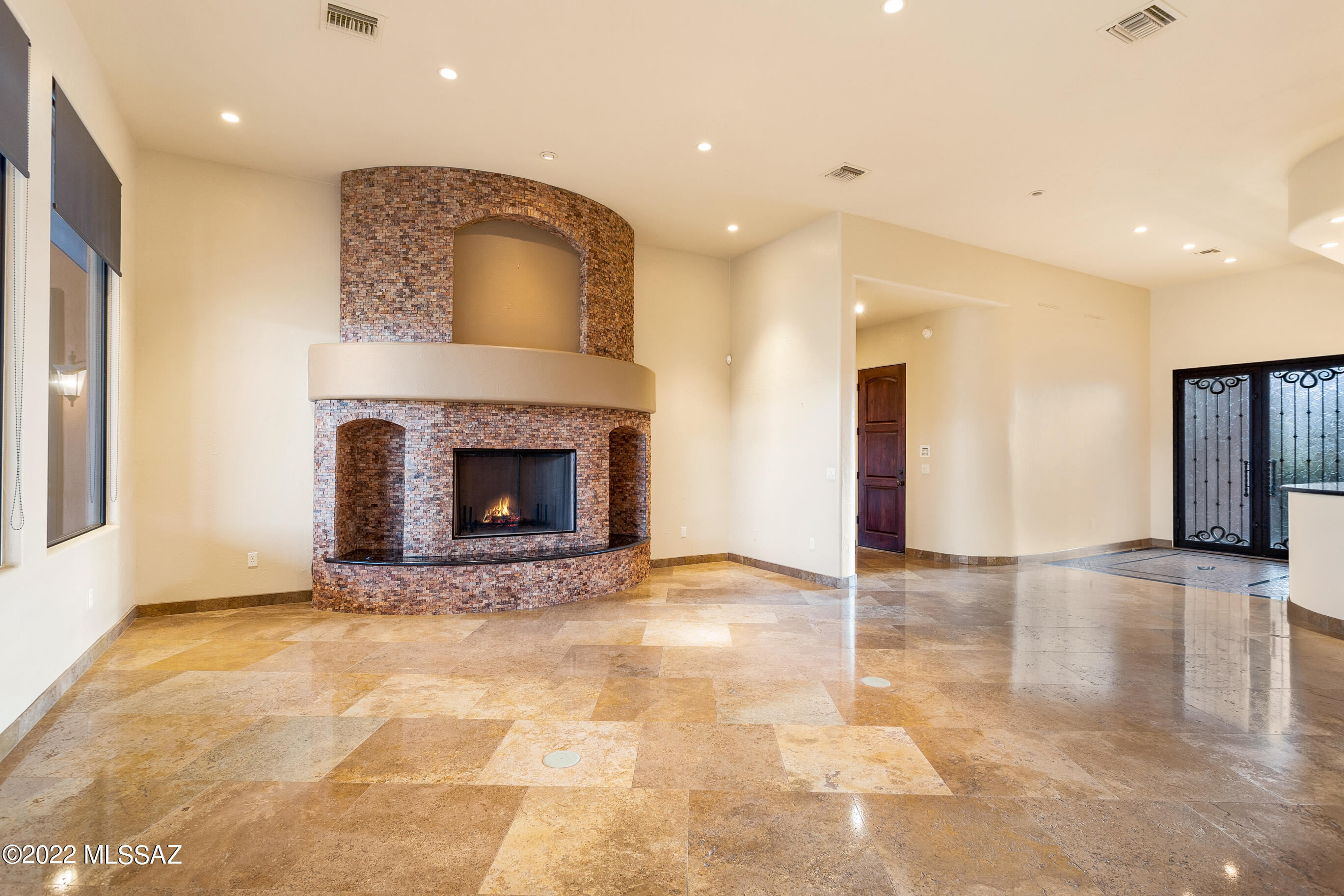 Sabino Mountain (1-290) - Residential