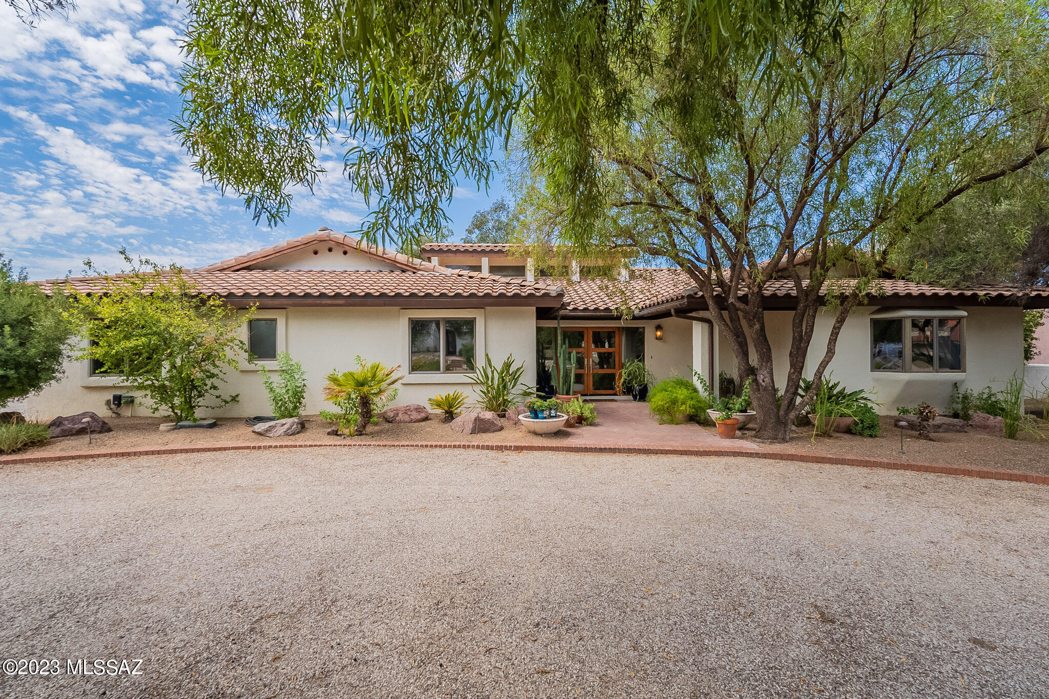 Greeted by a beautiful entry into this 3 bedroom, 2.5 bath home. Split floor-plan with a den. From the foyer you walk into a spacious living room with vaulted ceiling. Kitchen has updated appliances with a built in sub zero refrigerator.  Close to the TCC Club house. Low maintenance back yard with covered patio and green room.