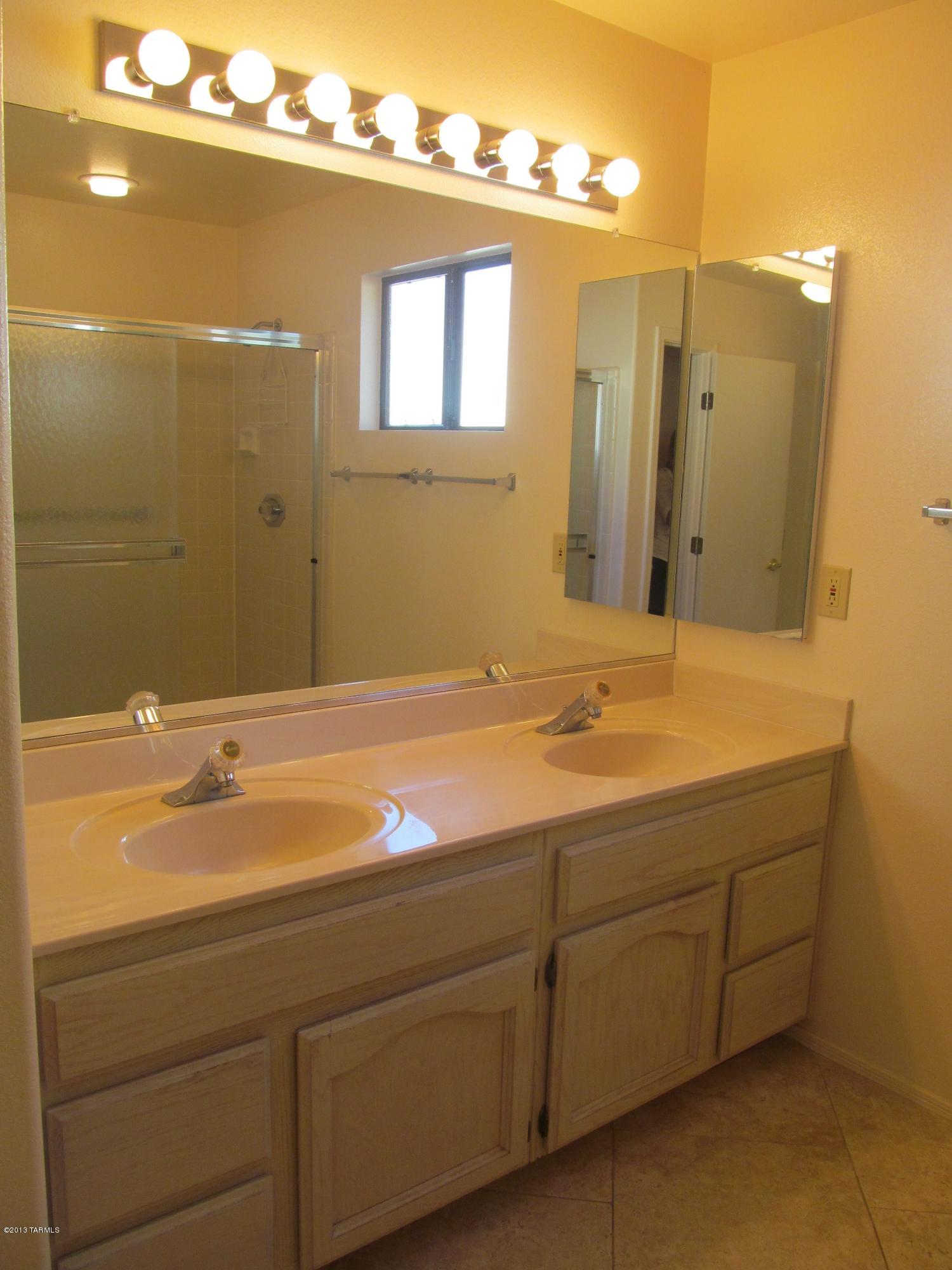 Saddlebrooke - Residential Lease